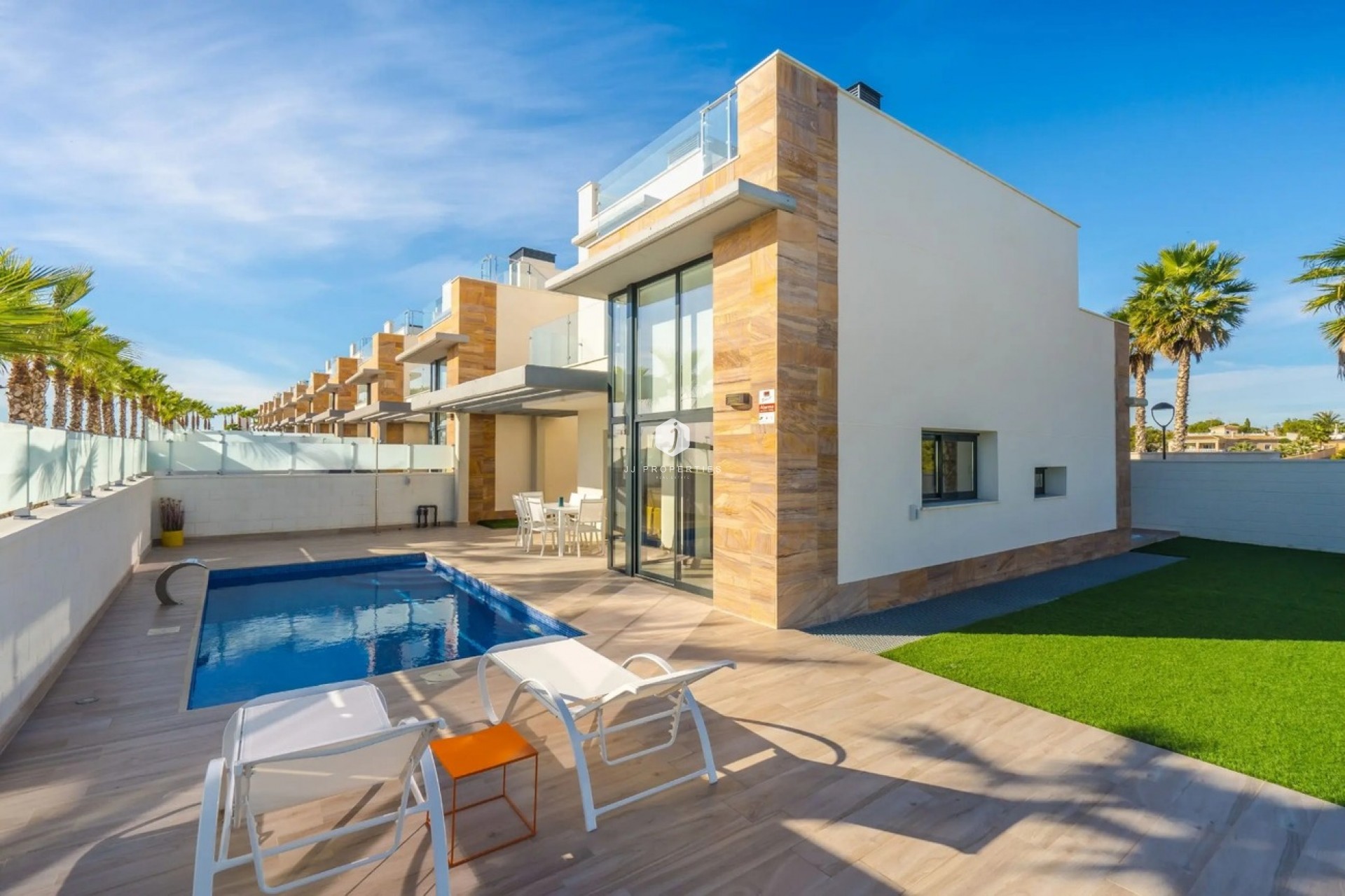 Aus zweiter Hand - Villa -
Cabo Roig - Costa Blanca