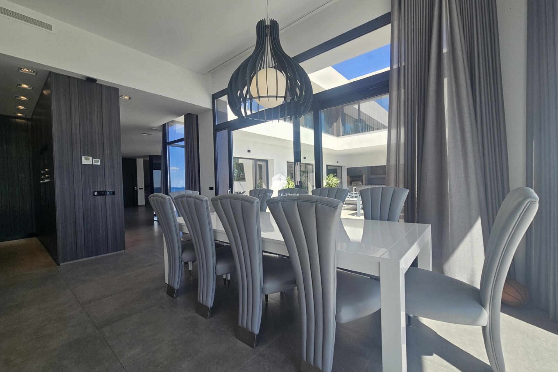 Aus zweiter Hand - Villa -
Cabo Roig - Costa Blanca