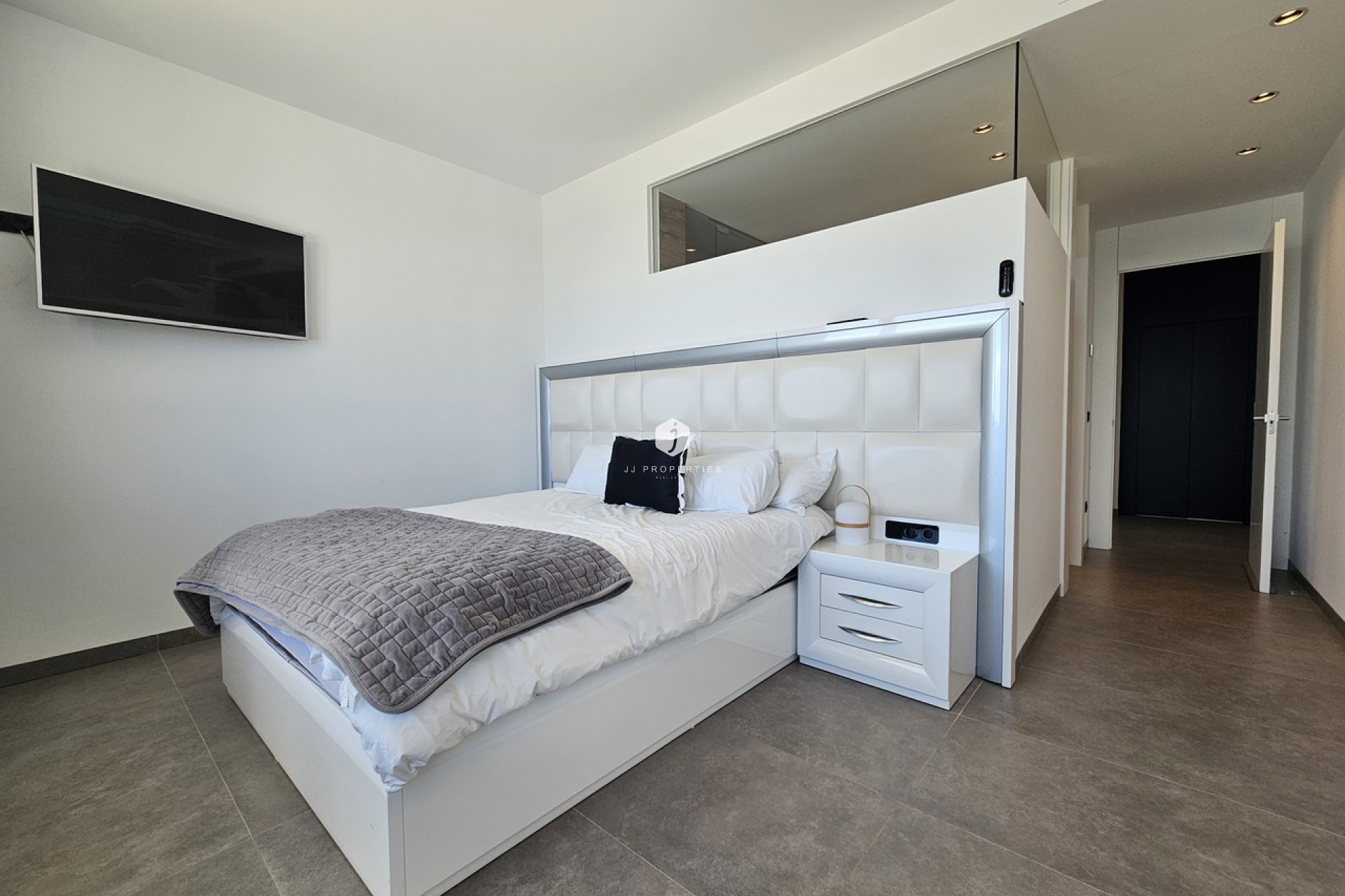 Aus zweiter Hand - Villa -
Cabo Roig - Costa Blanca