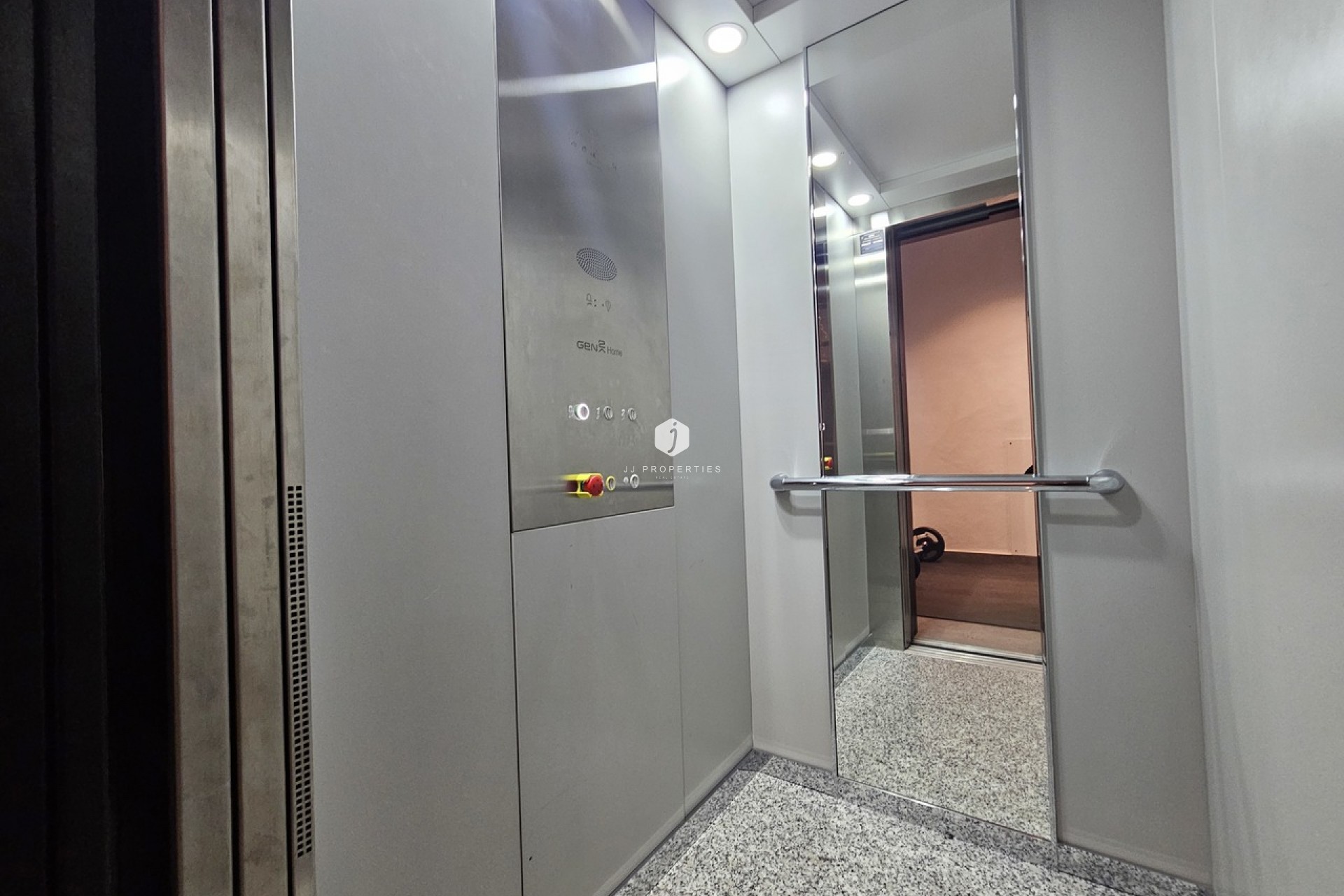 Aus zweiter Hand - Villa -
Cabo Roig - Costa Blanca