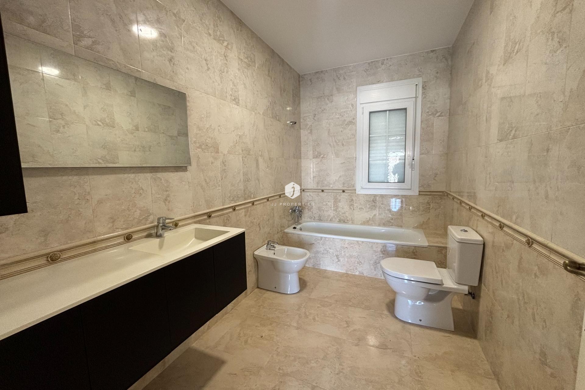 Aus zweiter Hand - Villa -
Cabo Roig - Costa Blanca