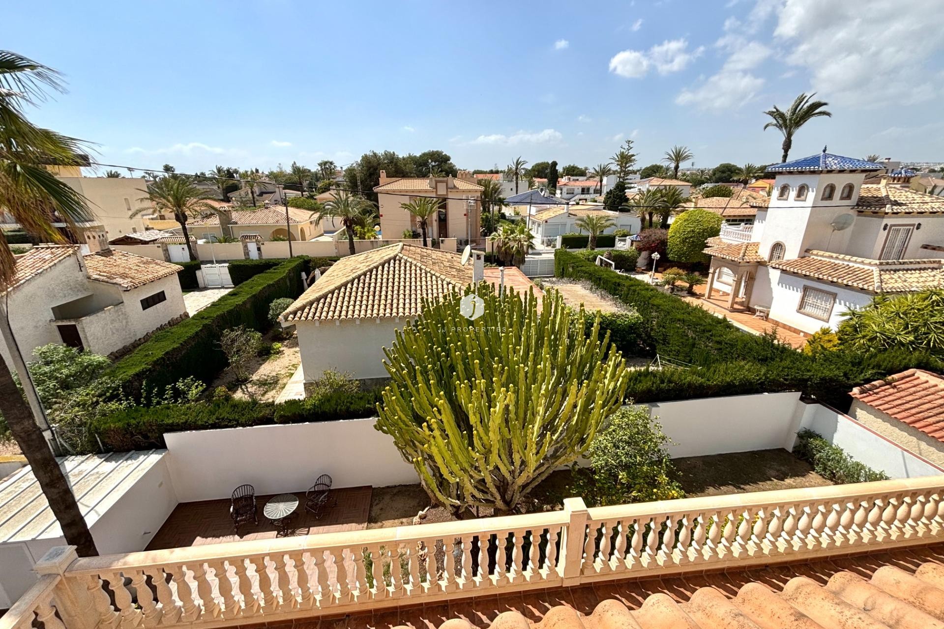 Aus zweiter Hand - Villa -
Cabo Roig - Costa Blanca
