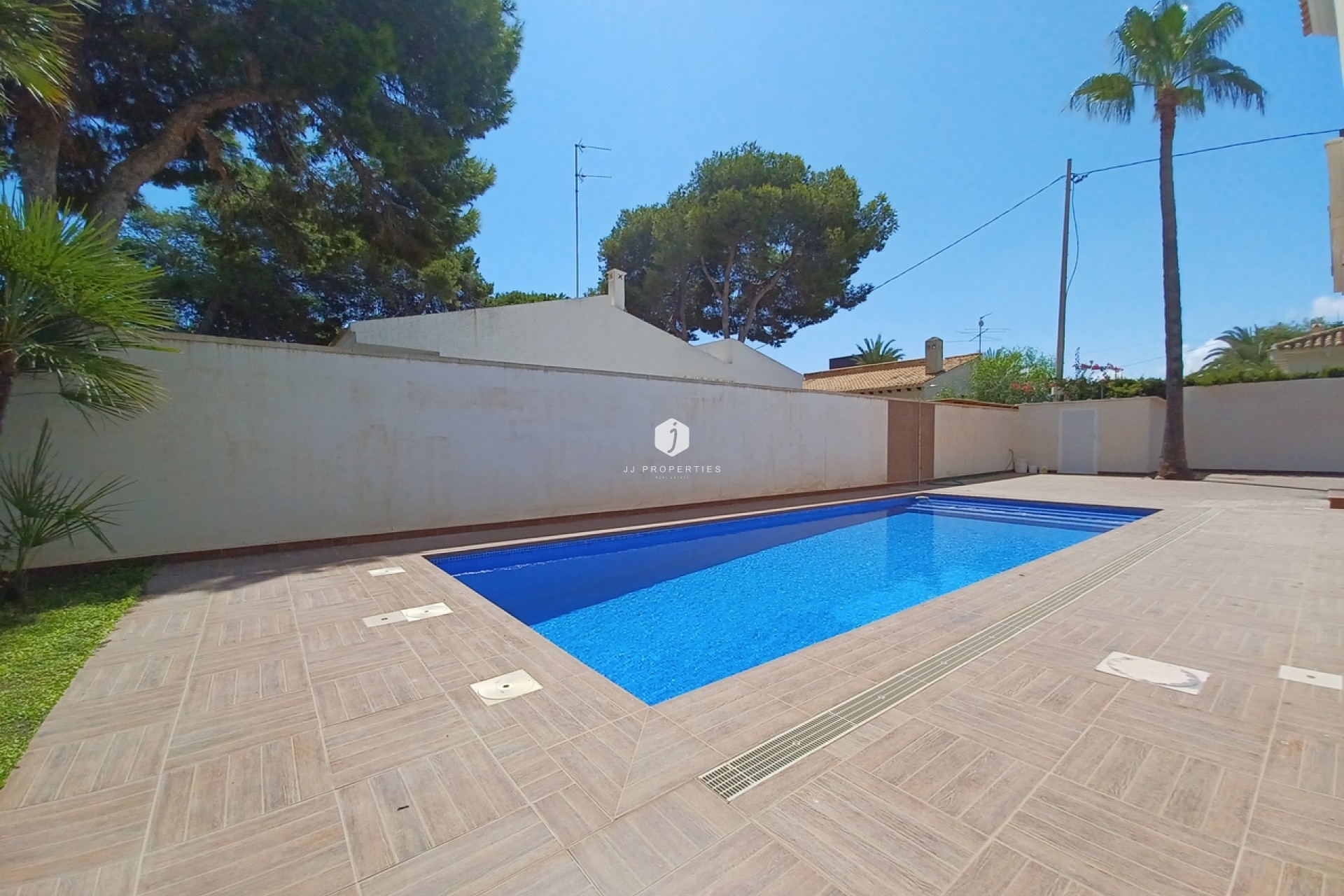 Aus zweiter Hand - Villa -
Cabo Roig - Costa Blanca