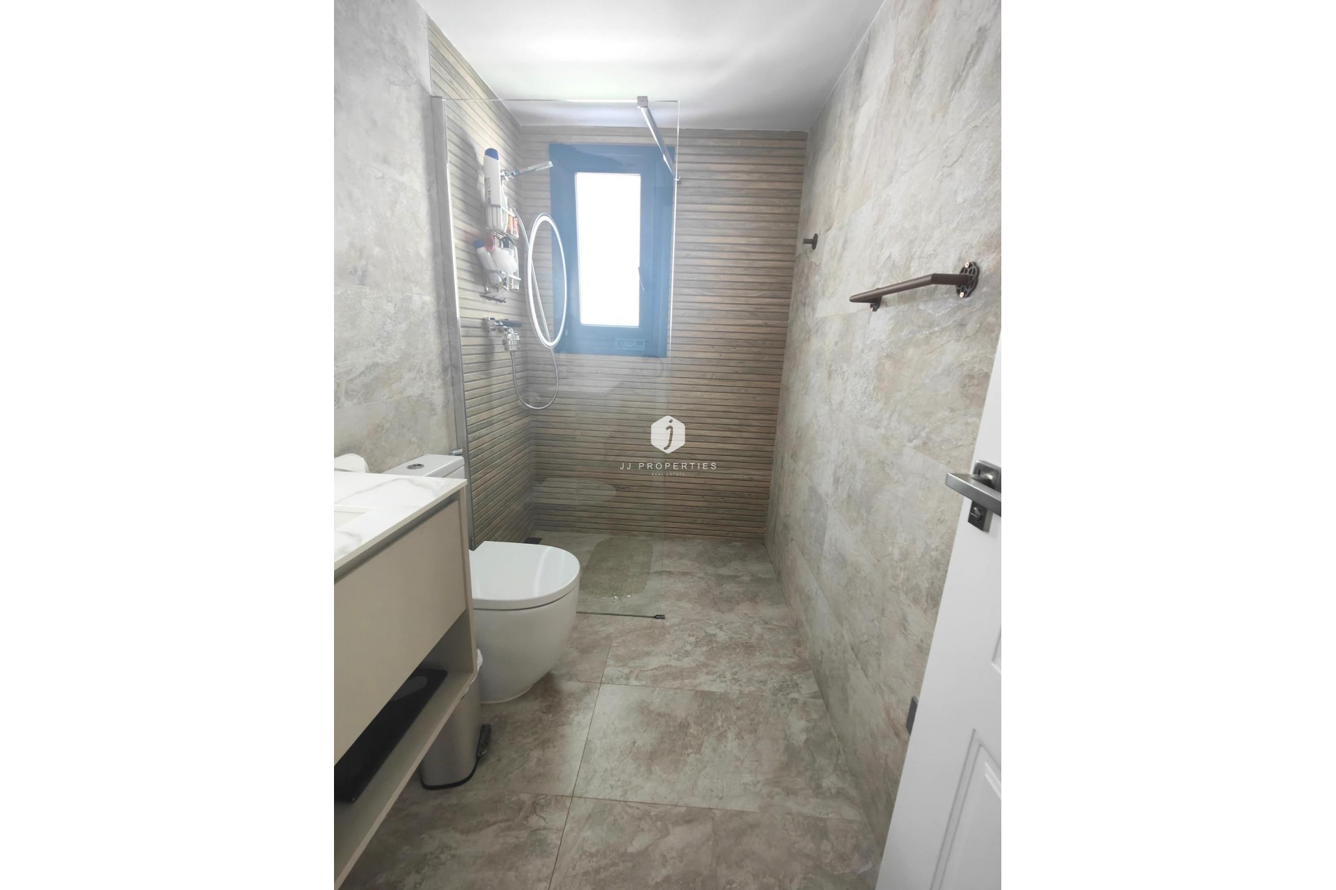 Aus zweiter Hand - Villa -
Cabo Roig - Costa Blanca