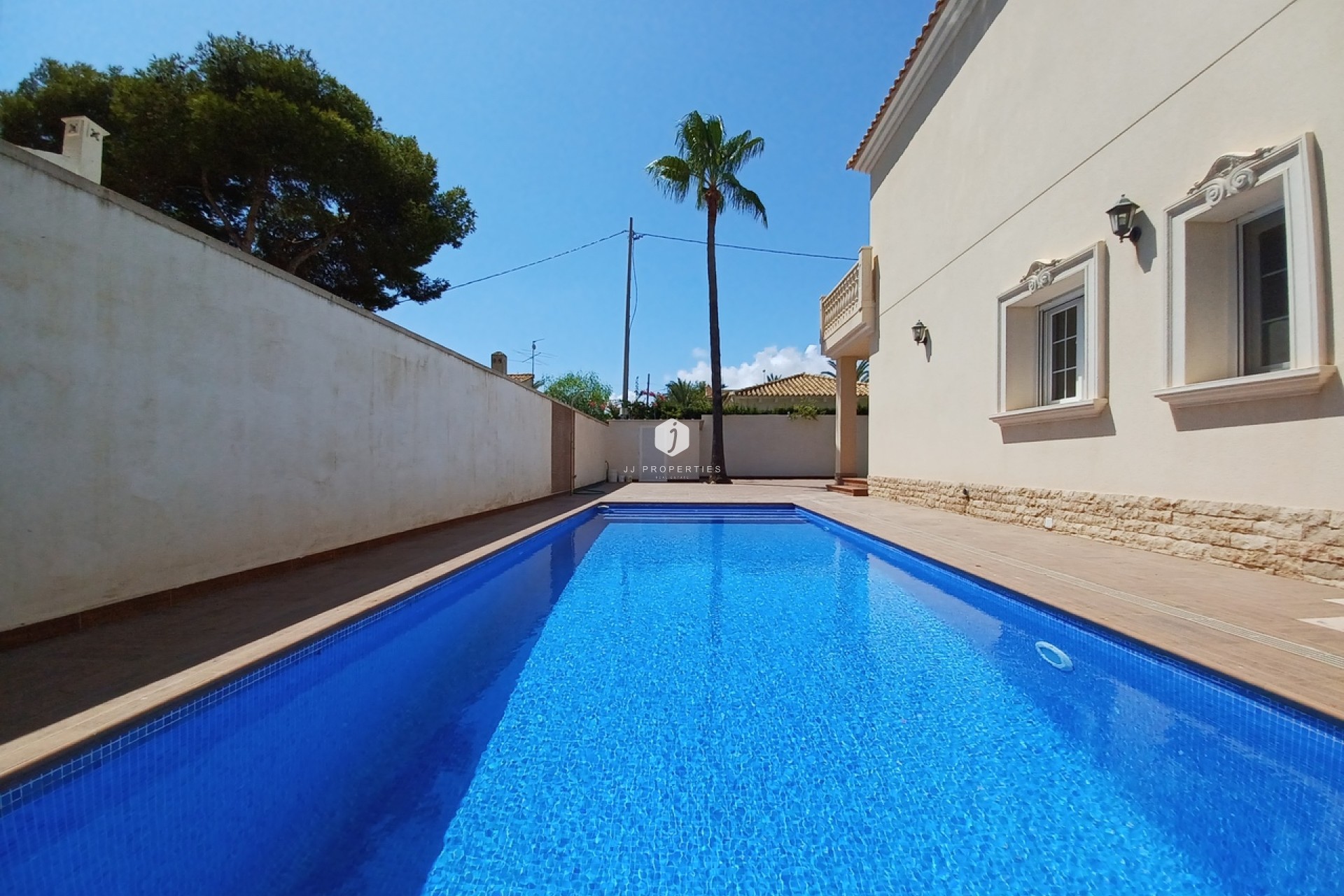 Aus zweiter Hand - Villa -
Cabo Roig - Costa Blanca