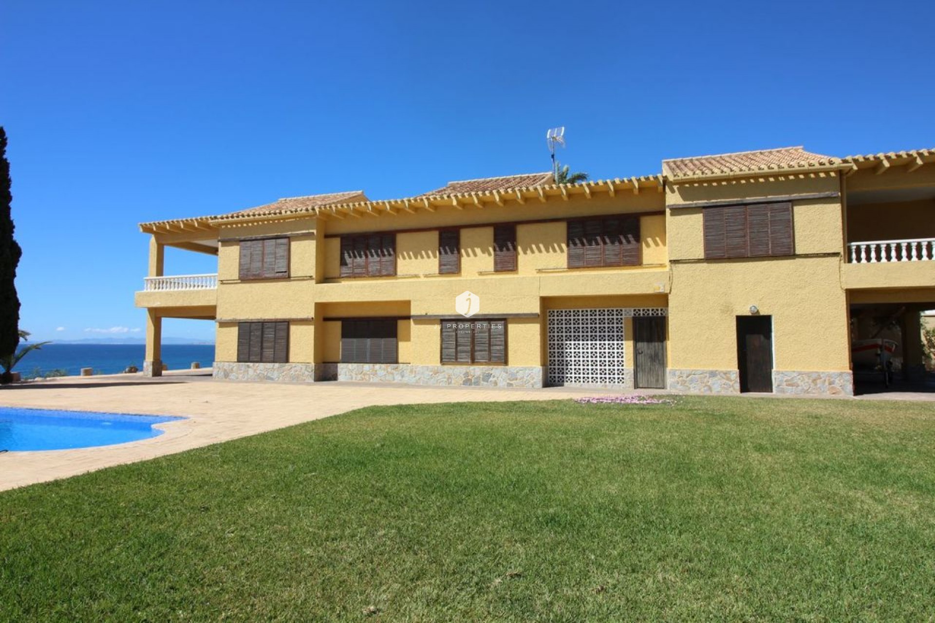 Aus zweiter Hand - Villa -
Cabo Roig - Costa Blanca