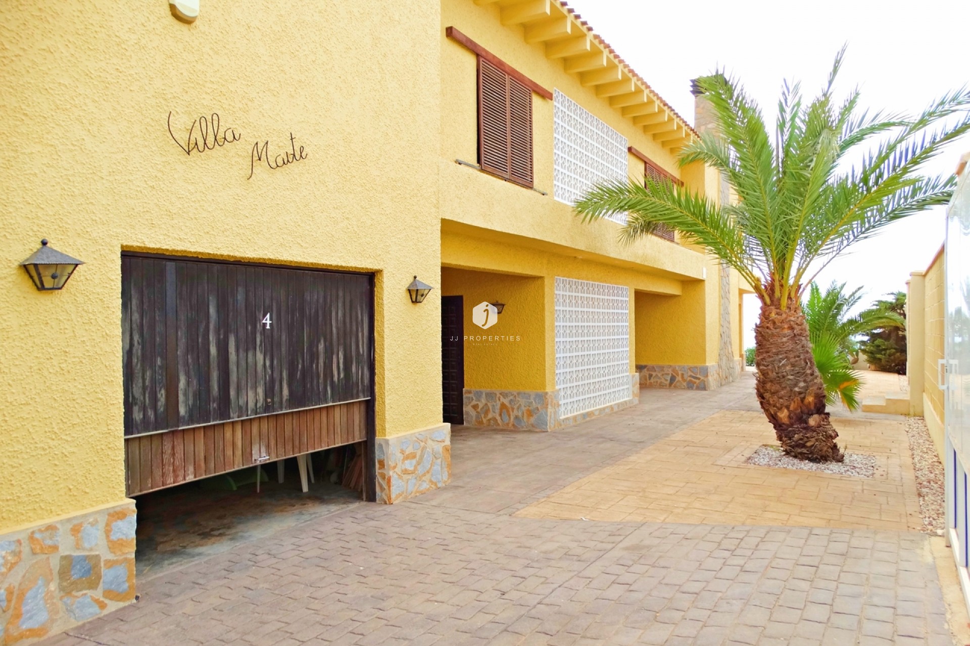 Aus zweiter Hand - Villa -
Cabo Roig - Costa Blanca