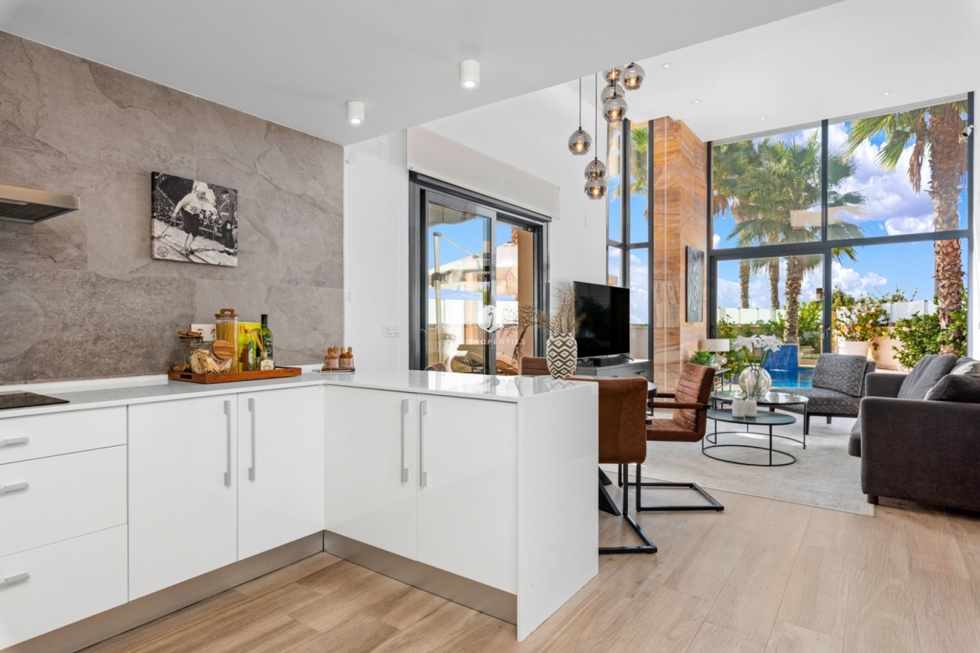 Aus zweiter Hand - Villa -
Cabo Roig - Costa Blanca