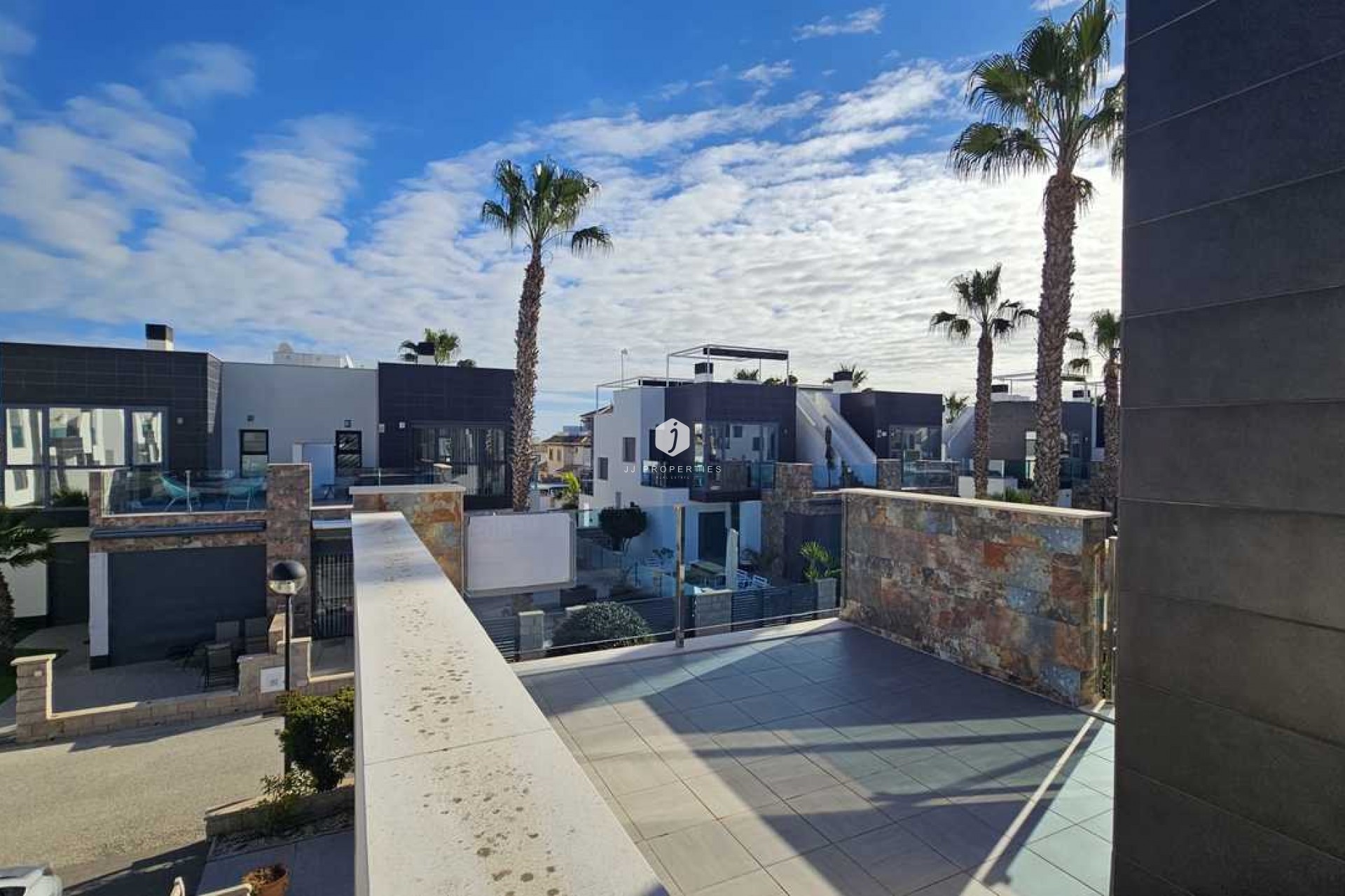 Aus zweiter Hand - Villa -
Cabo Roig - Costa Blanca