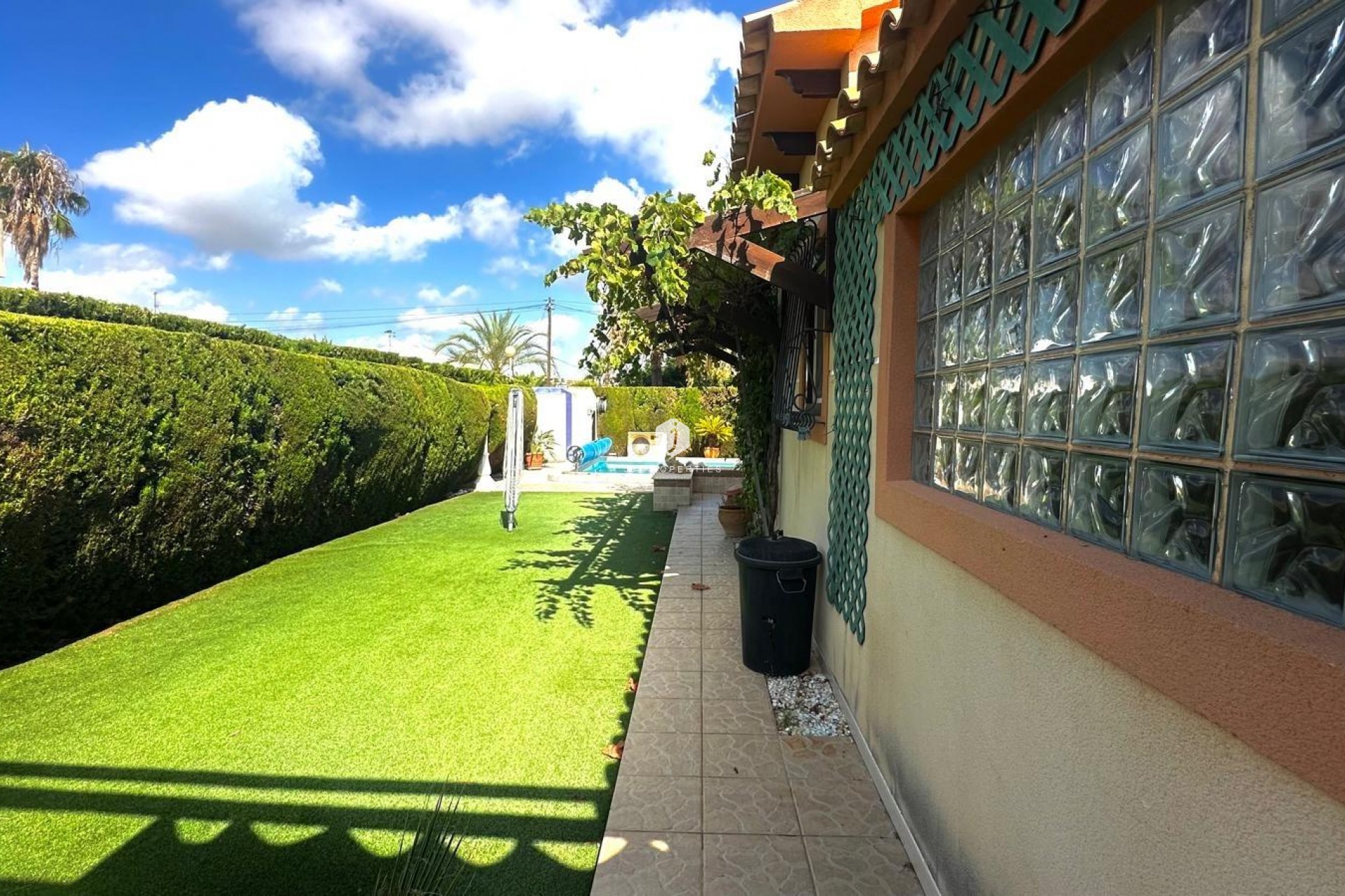 Aus zweiter Hand - Villa -
Cabo Roig - Costa Blanca