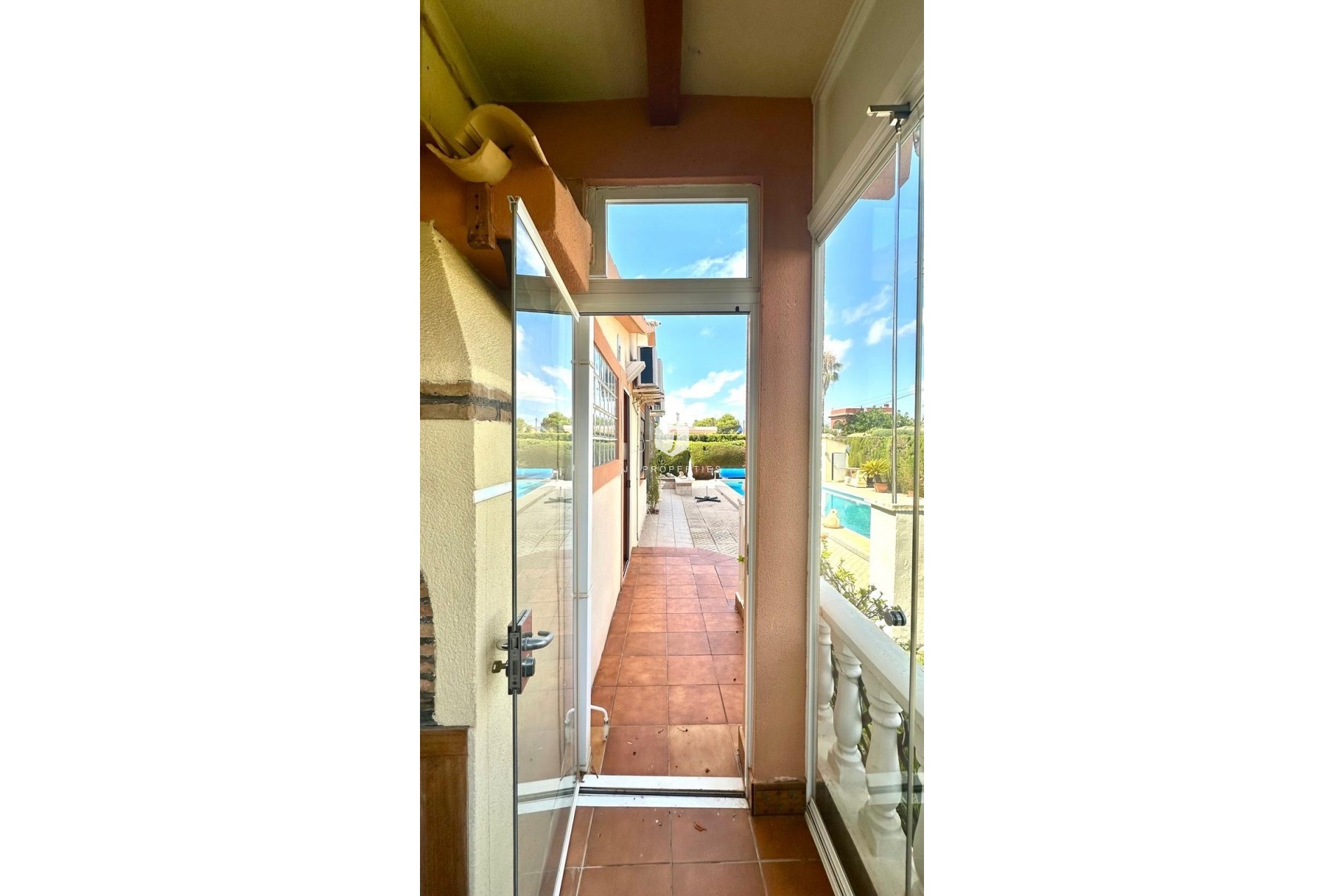 Aus zweiter Hand - Villa -
Cabo Roig - Costa Blanca