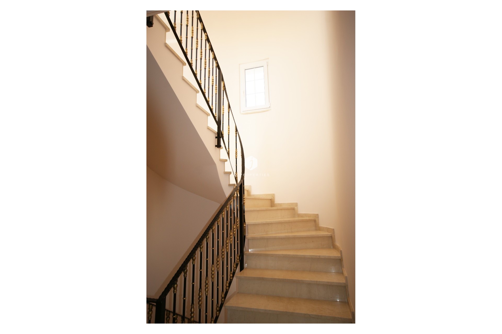 Aus zweiter Hand - Villa -
Cabo Roig - Costa Blanca