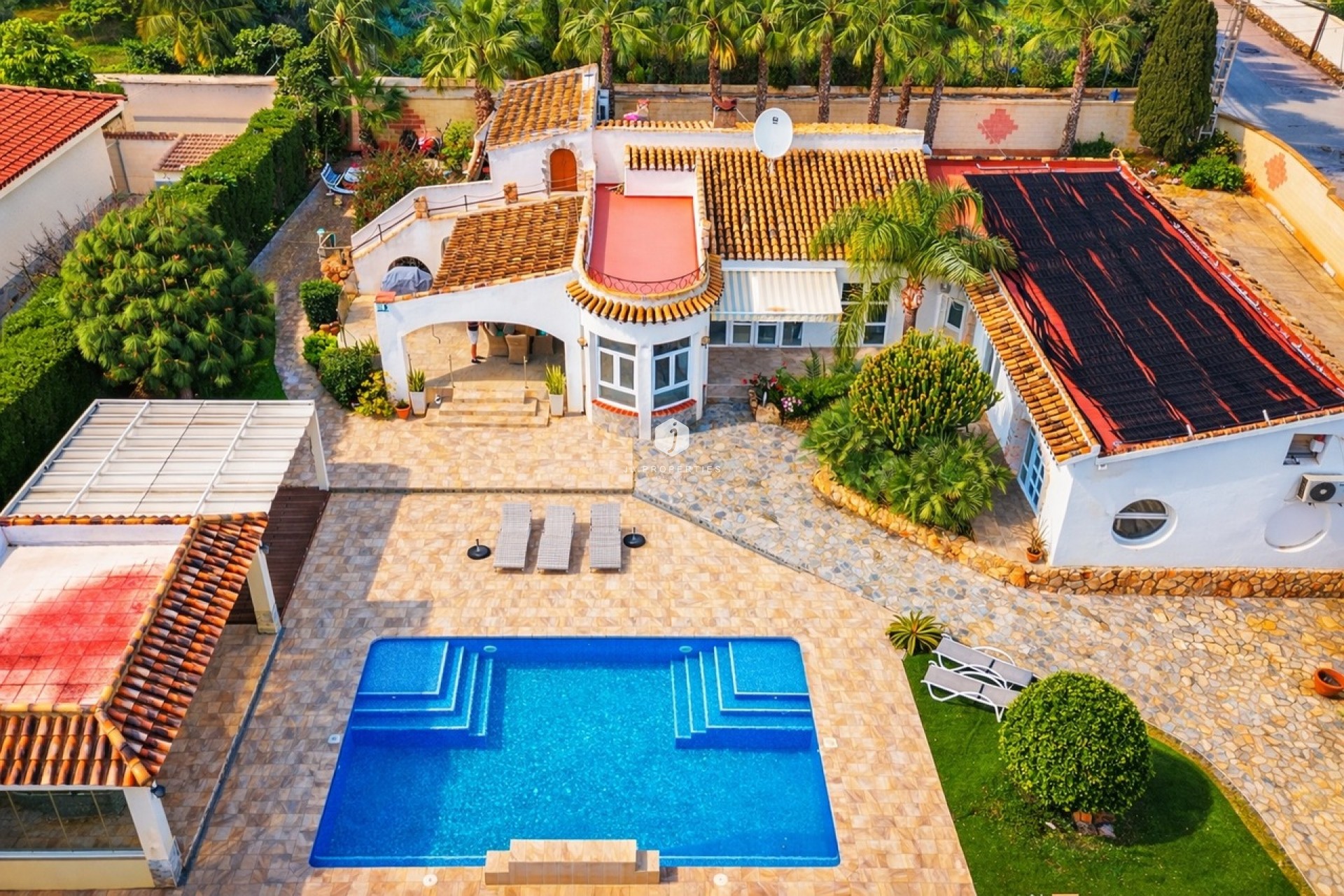 Aus zweiter Hand - Villa -
Cabo Roig - Costa Blanca