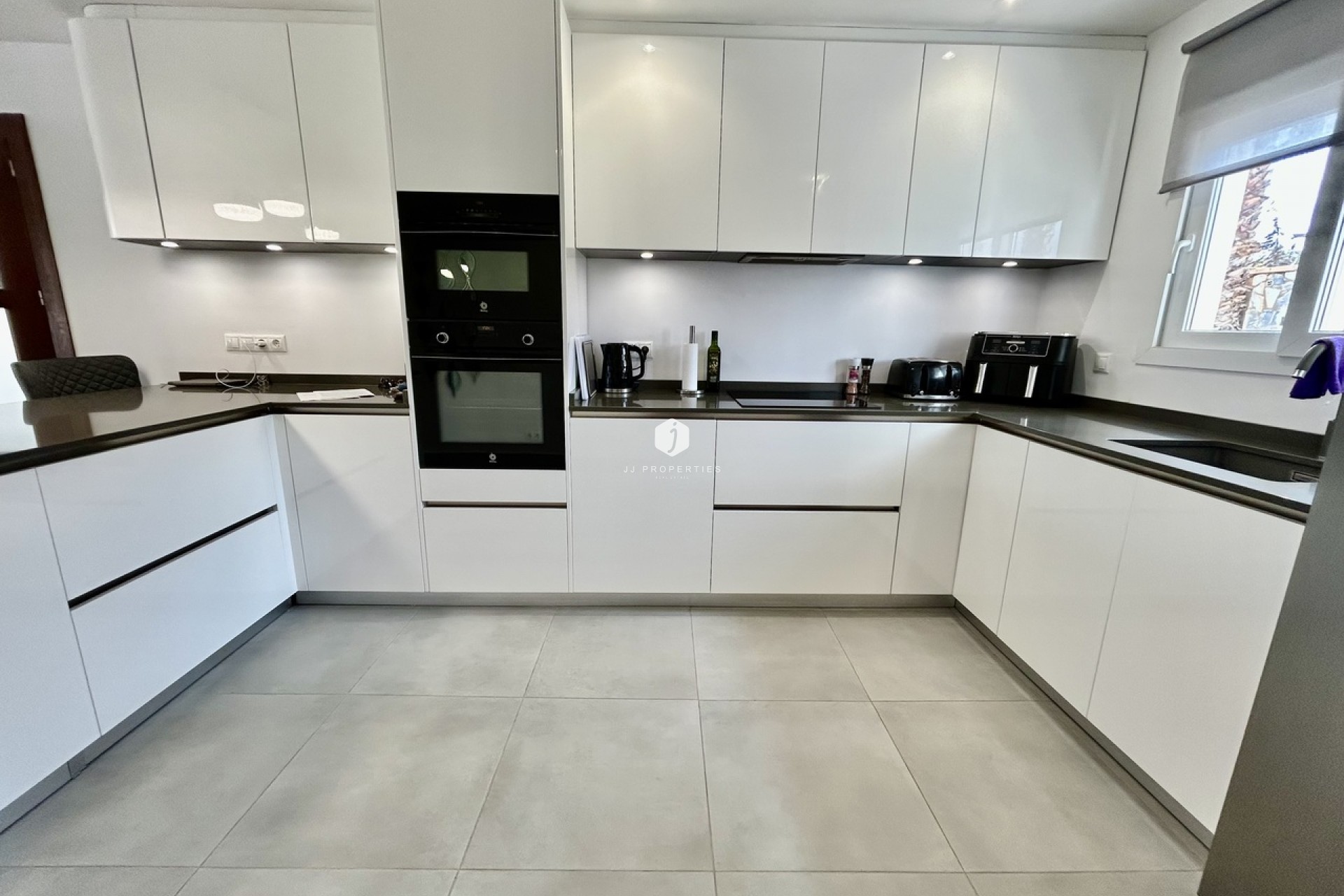 Aus zweiter Hand - Villa -
Cabo Roig - Costa Blanca