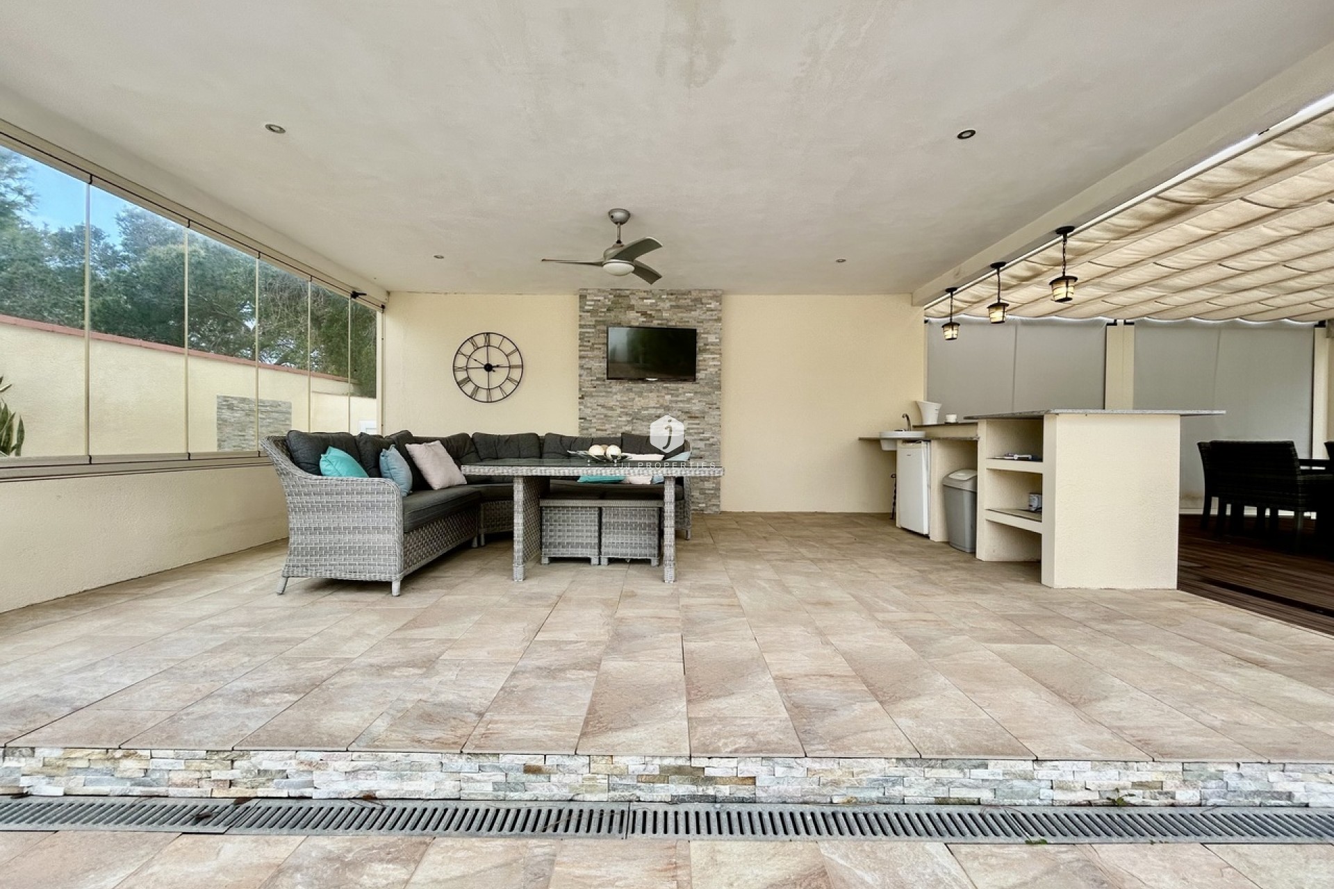 Aus zweiter Hand - Villa -
Cabo Roig - Costa Blanca