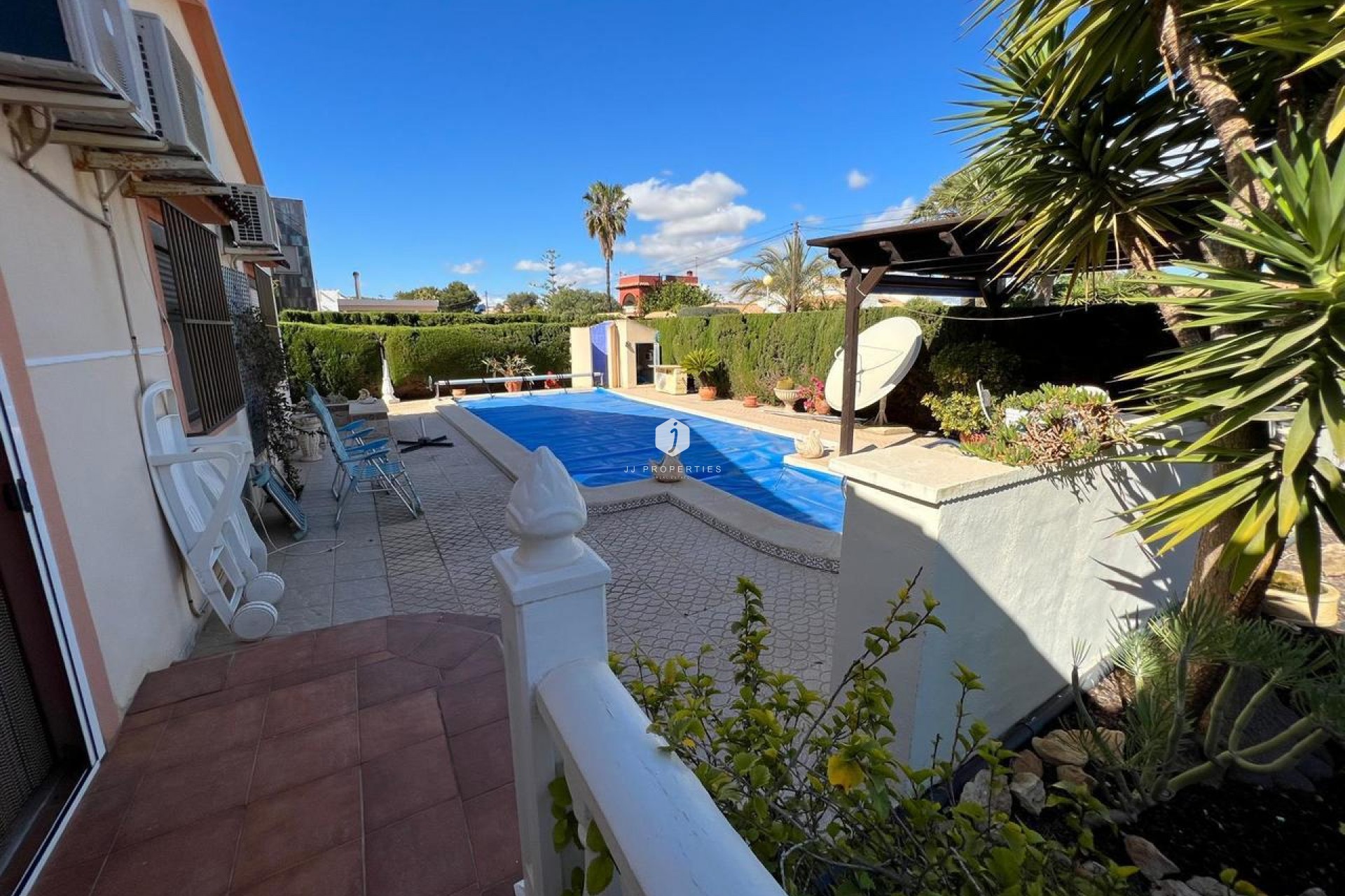 Aus zweiter Hand - Villa -
Cabo Roig - Costa Blanca