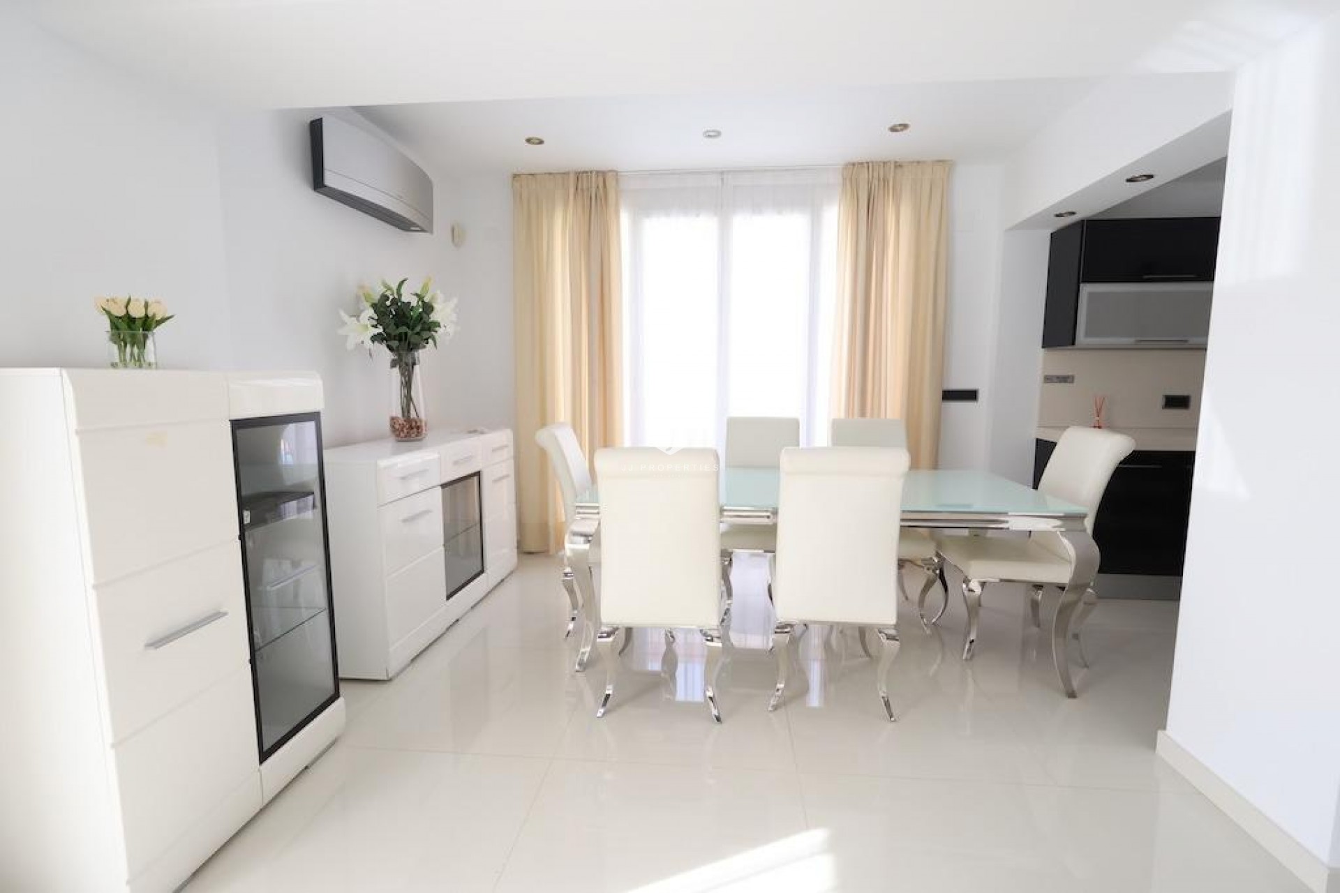 Aus zweiter Hand - Villa -
Cabo Roig - Costa Blanca