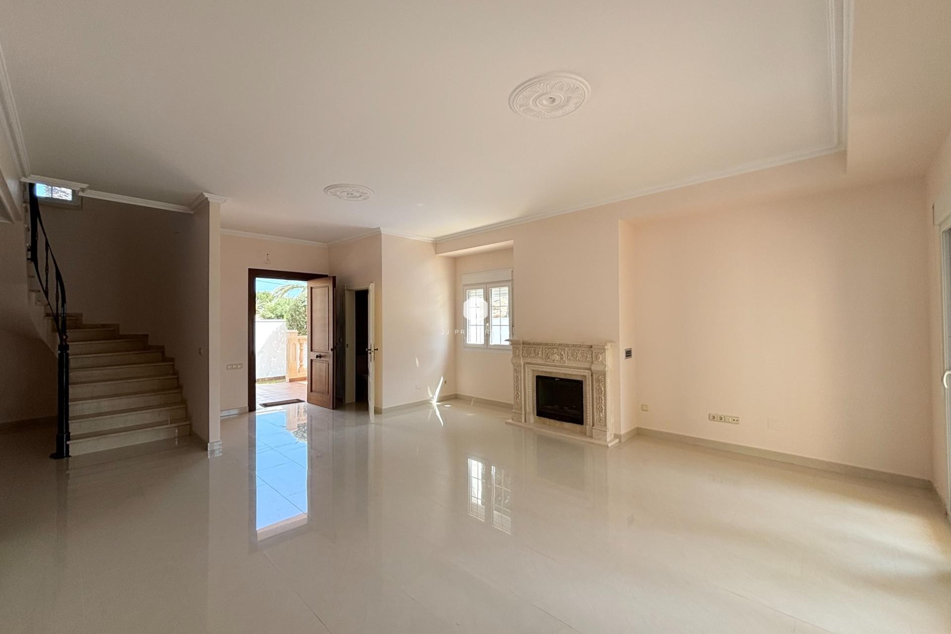 Aus zweiter Hand - Villa -
Cabo Roig - Costa Blanca