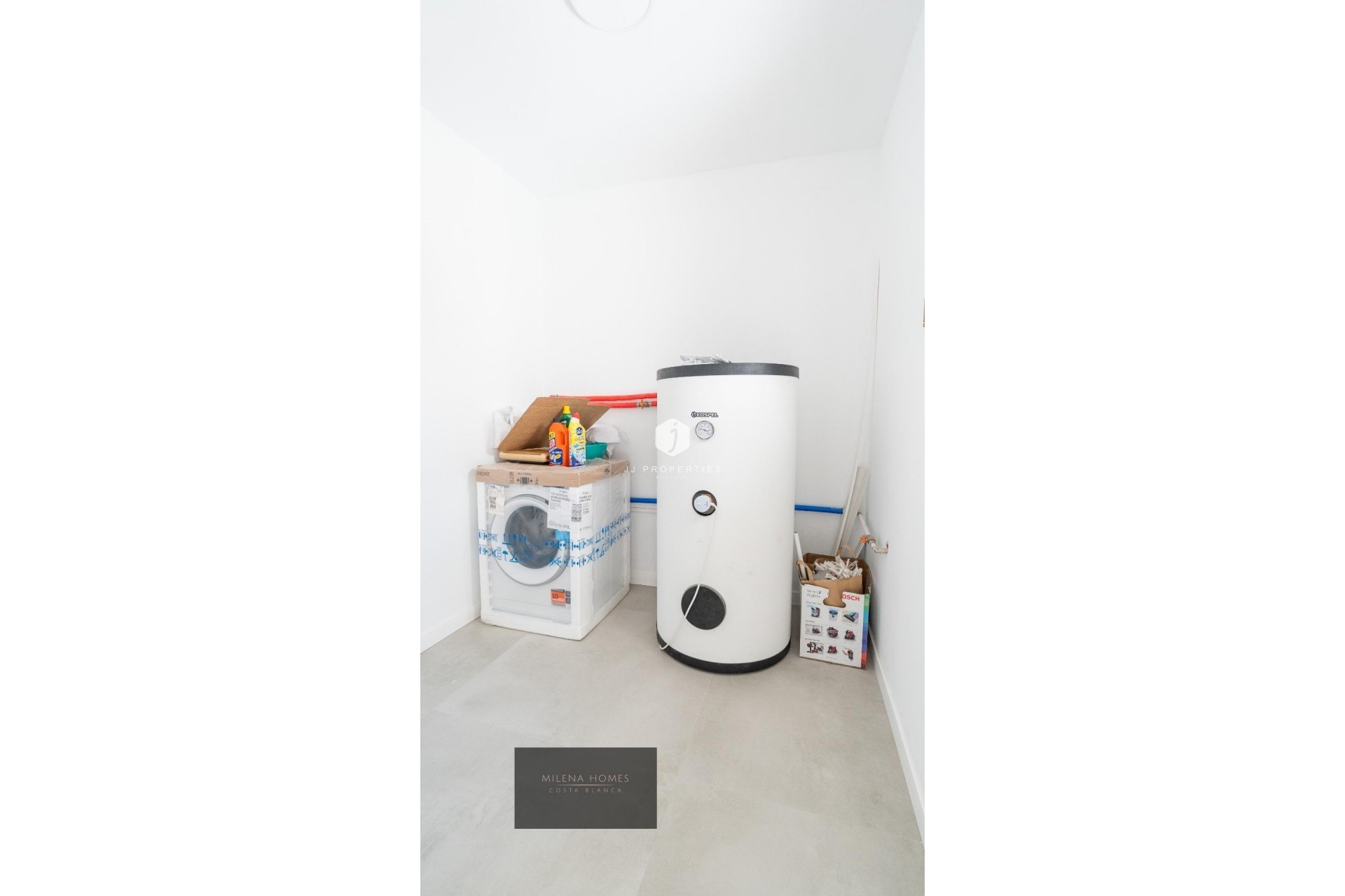 Aus zweiter Hand - Villa -
Cabo Roig