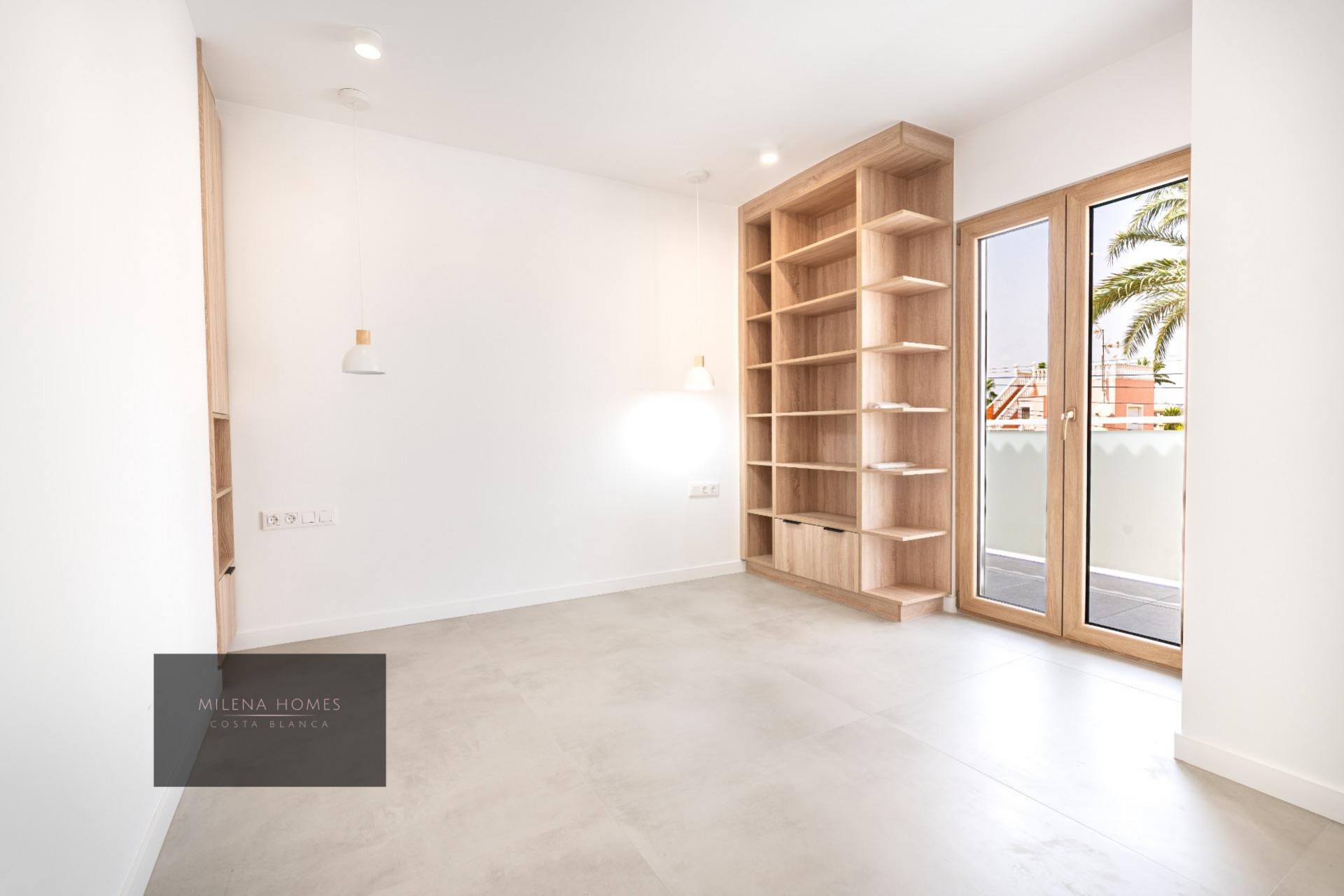 Aus zweiter Hand - Villa -
Cabo Roig