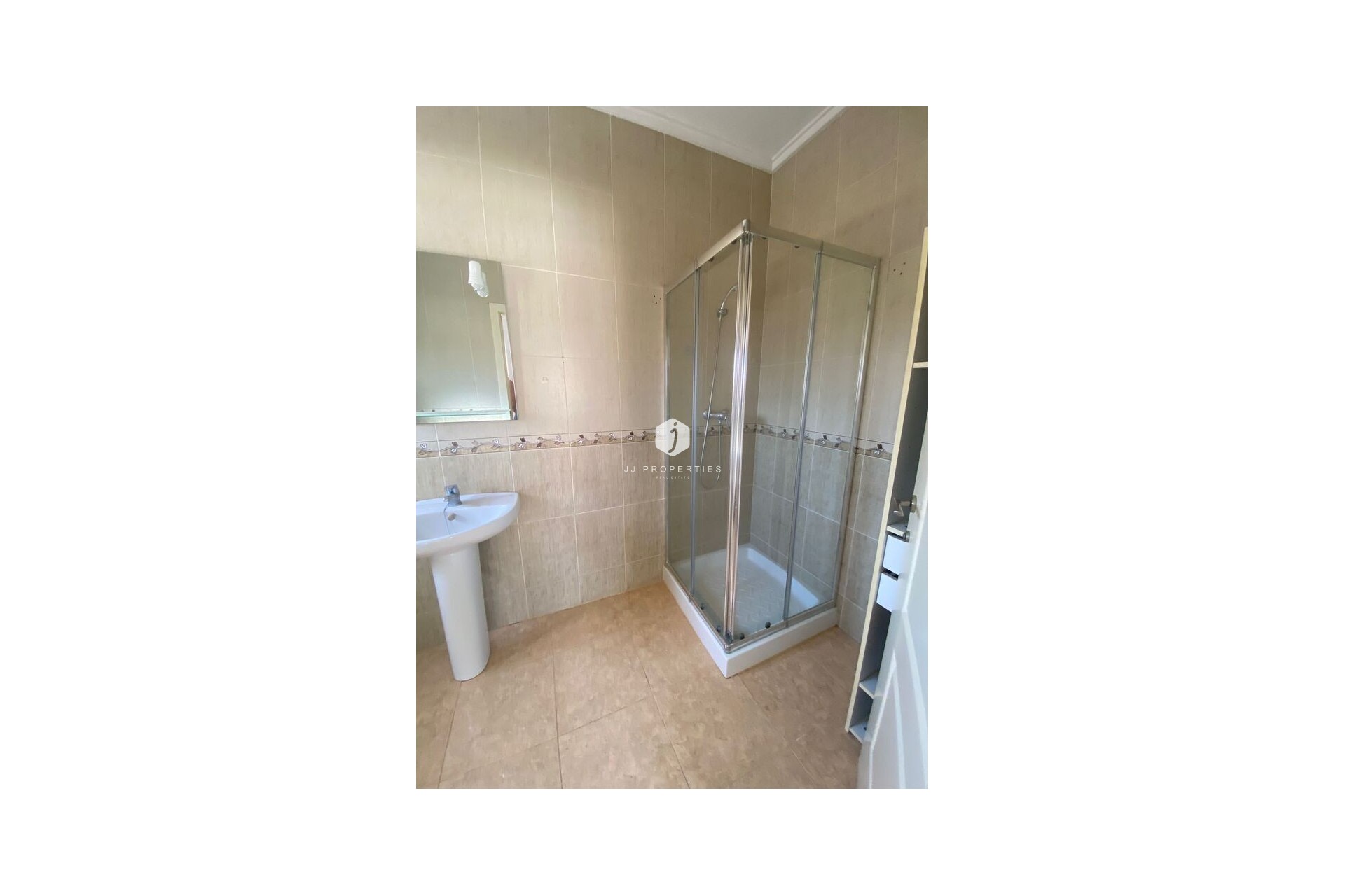 Aus zweiter Hand - Villa -
Catral - Costa Blanca