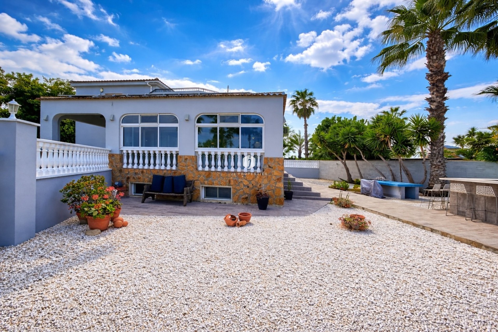 Aus zweiter Hand - Villa -
Catral - Costa Blanca