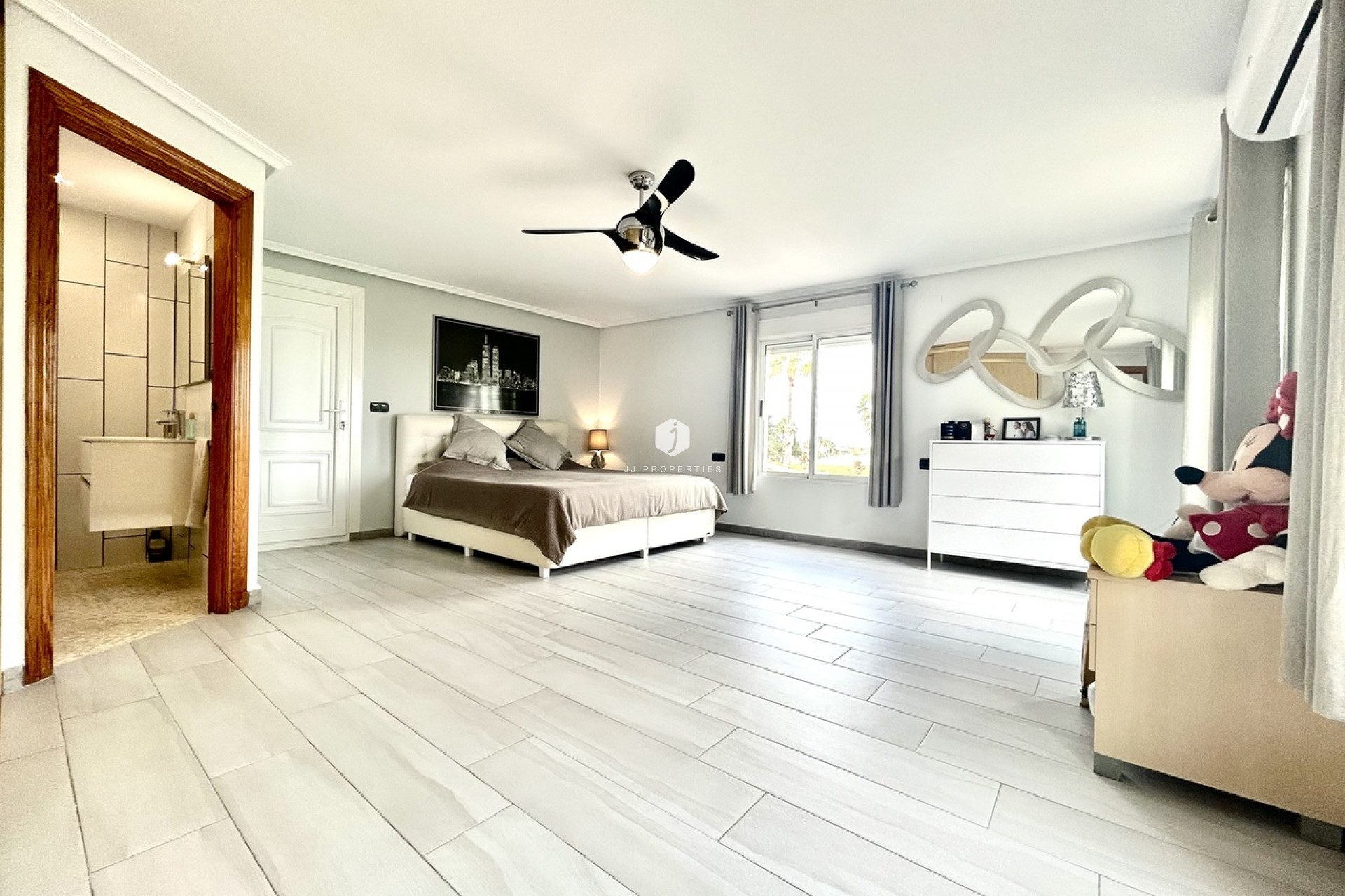 Aus zweiter Hand - Villa -
Catral - Costa Blanca