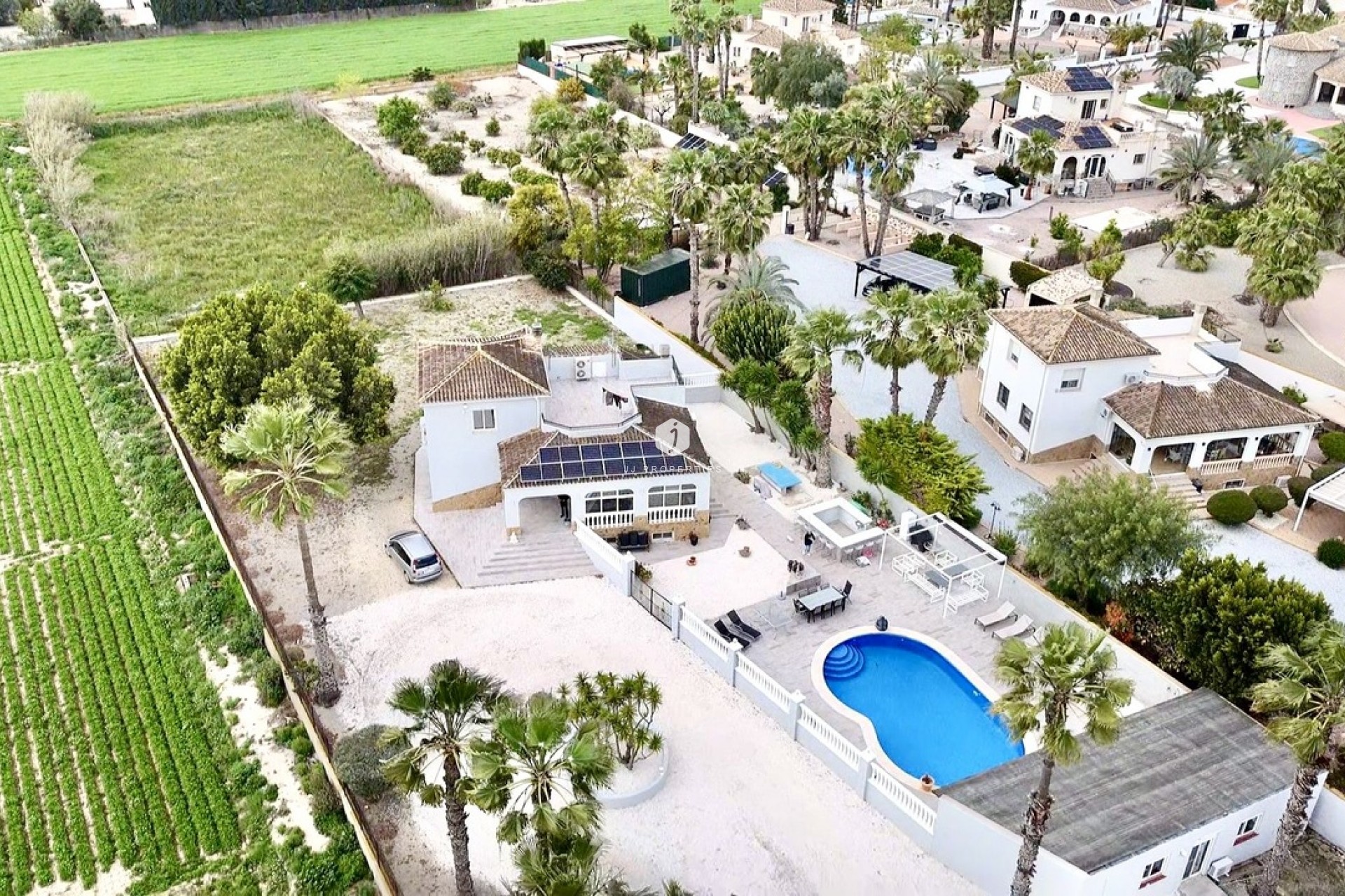 Aus zweiter Hand - Villa -
Catral - Costa Blanca