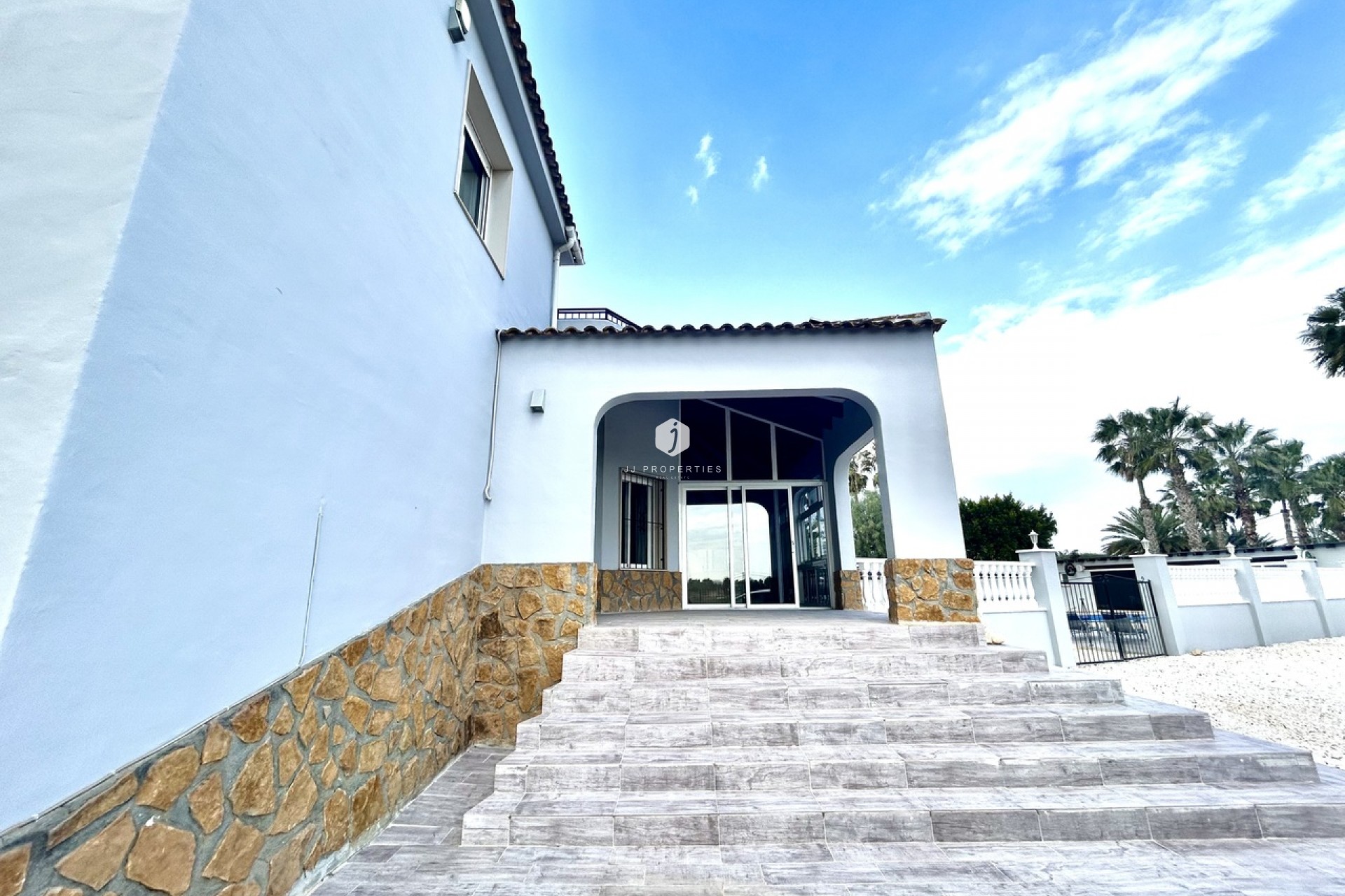 Aus zweiter Hand - Villa -
Catral - Costa Blanca