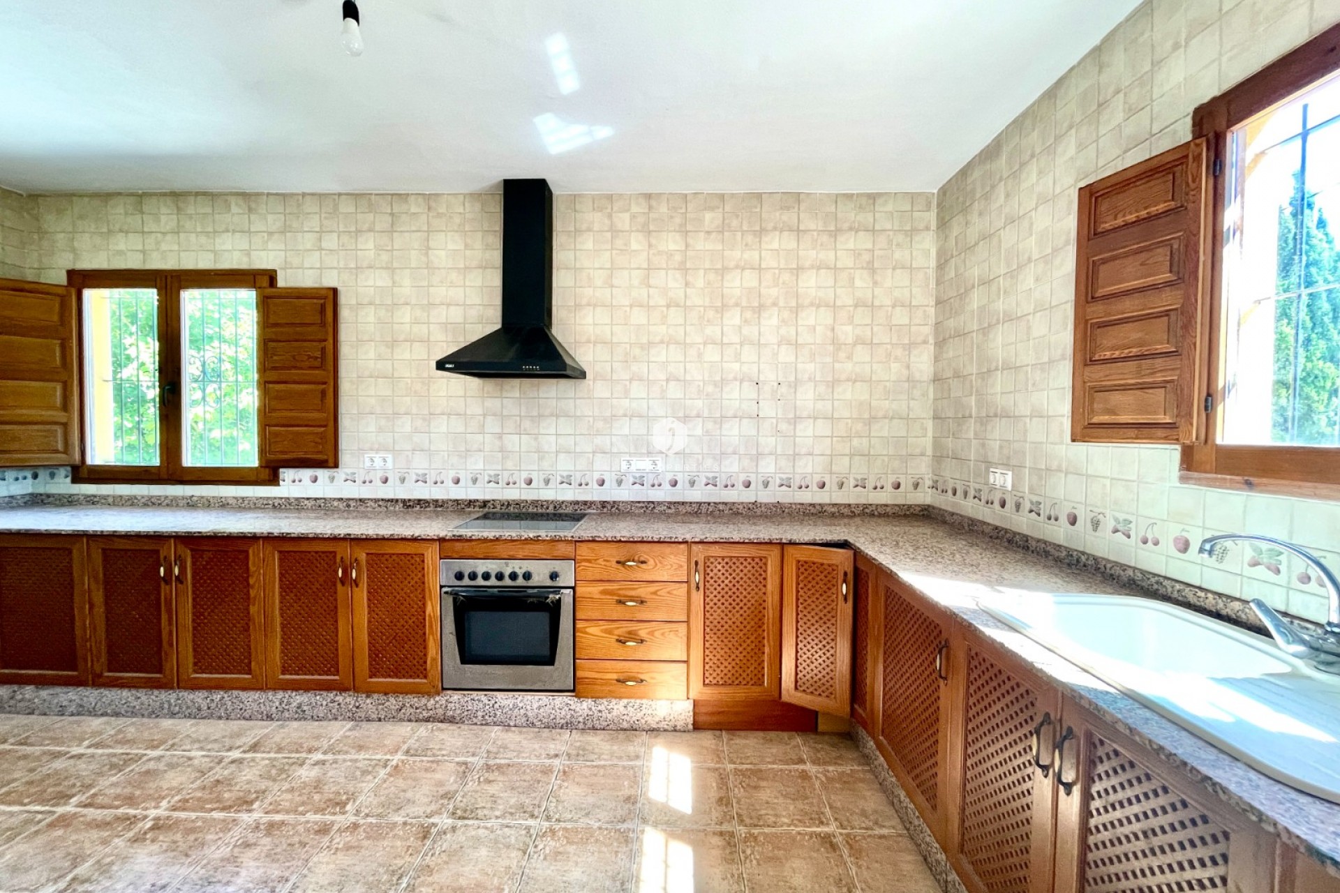 Aus zweiter Hand - Villa -
Catral - Costa Blanca