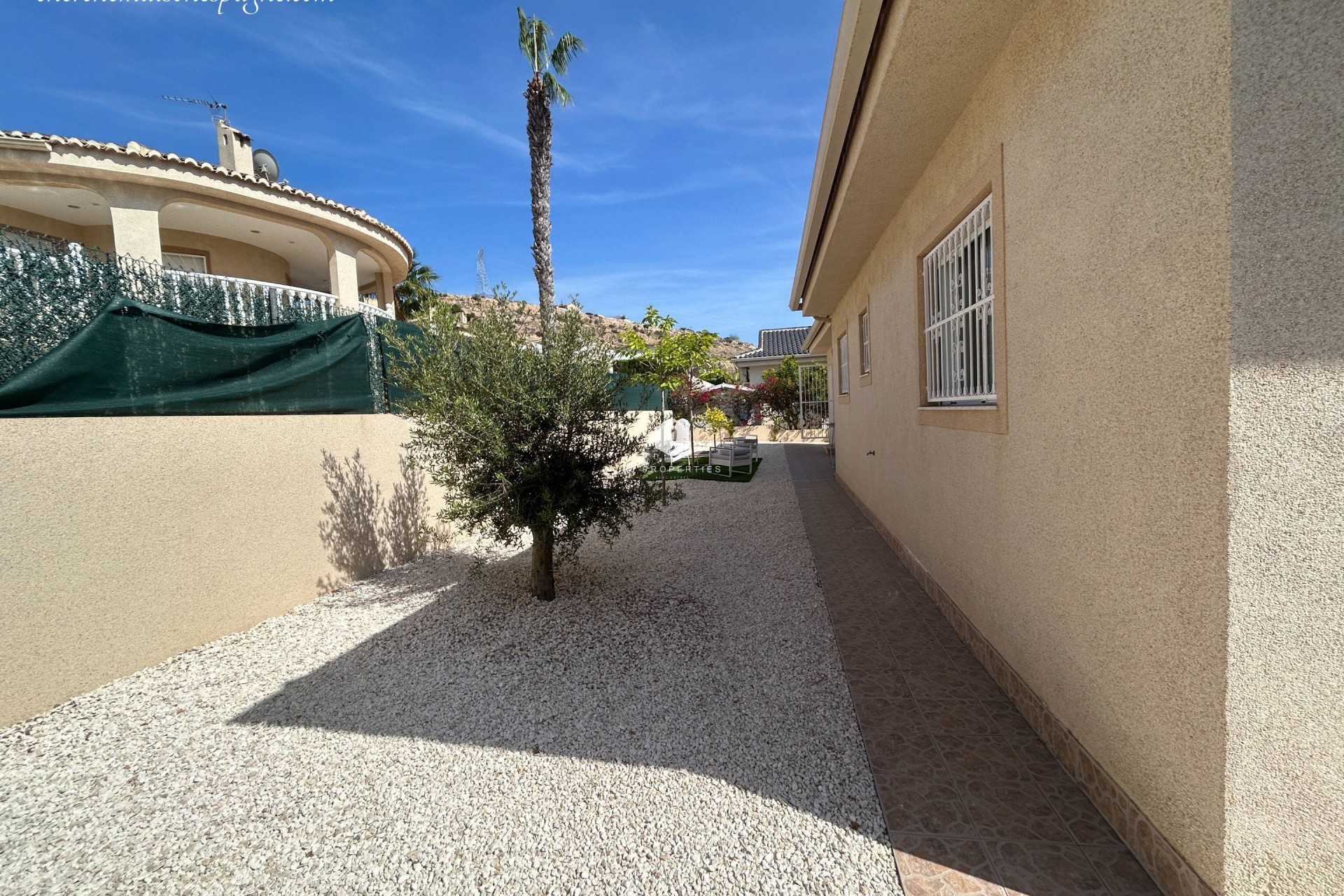 Aus zweiter Hand - Villa -
Ciudad Quesada - Benimar