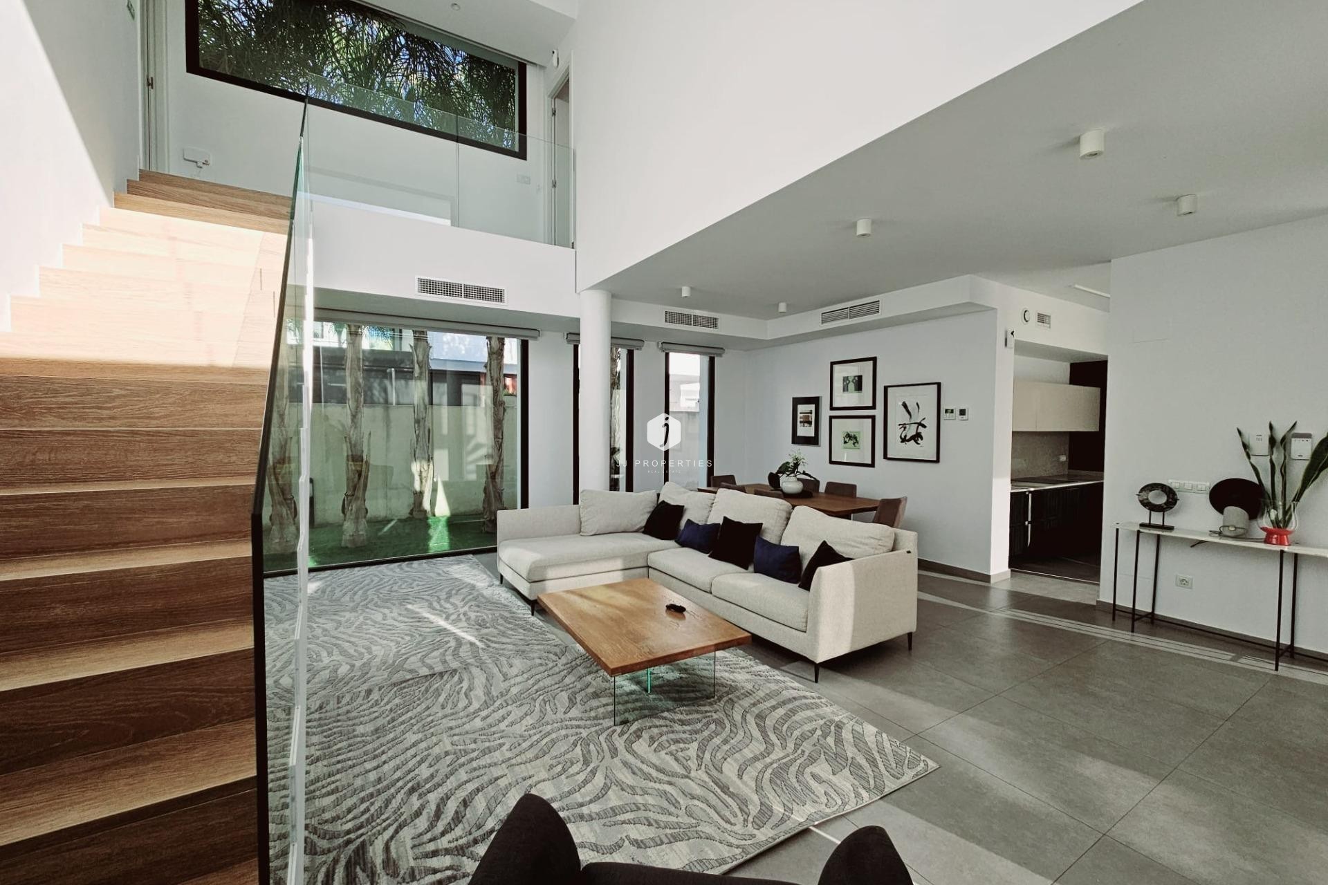 Aus zweiter Hand - Villa -
Ciudad Quesada - Costa Blanca Sur