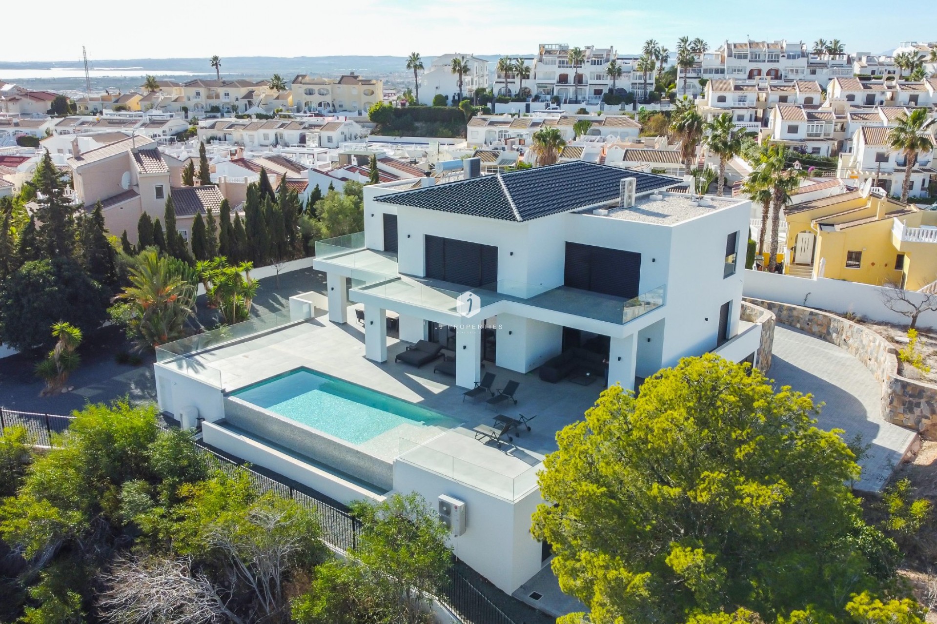 Aus zweiter Hand - Villa -
Ciudad Quesada - Costa Blanca