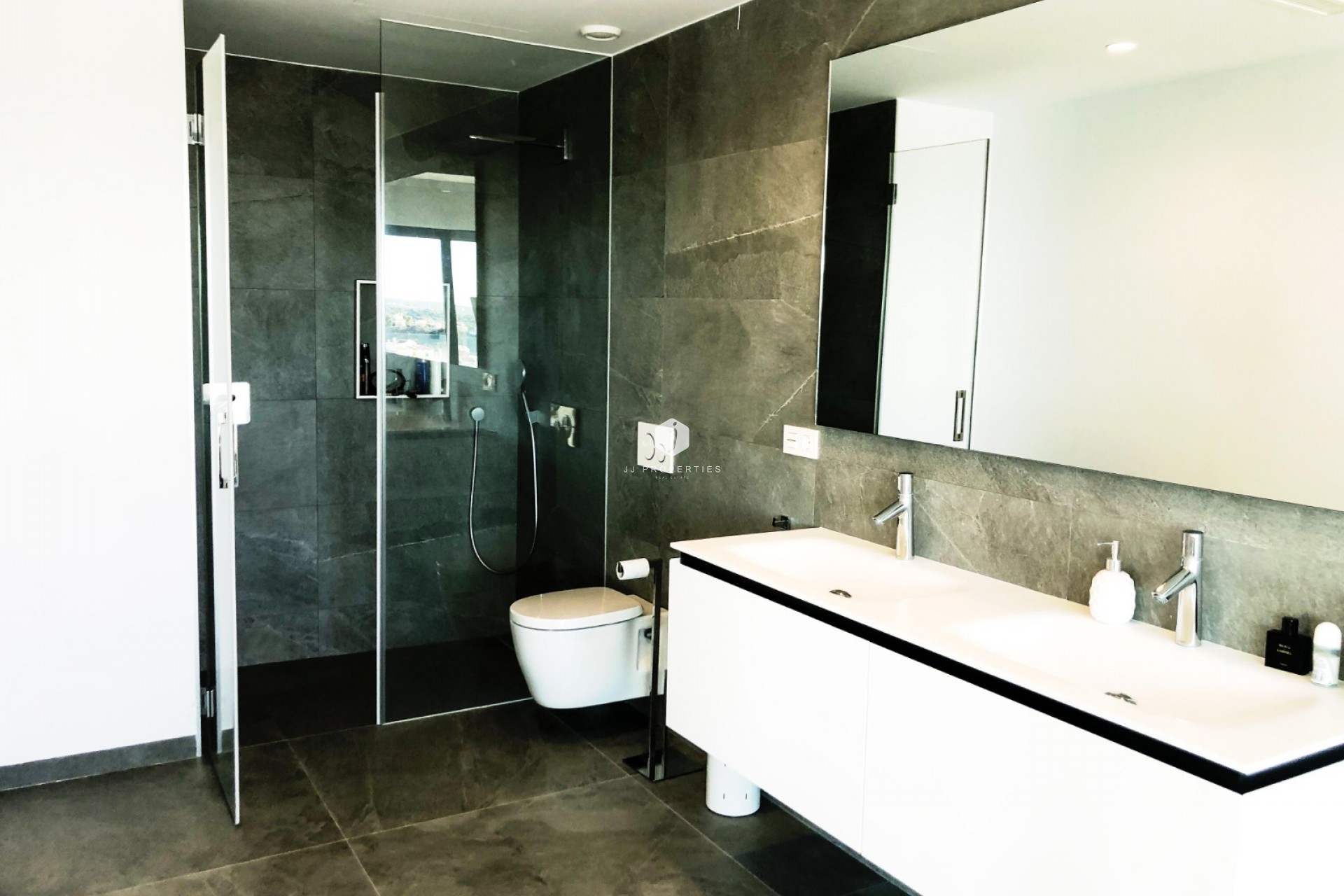 Aus zweiter Hand - Villa -
Ciudad Quesada - Costa Blanca