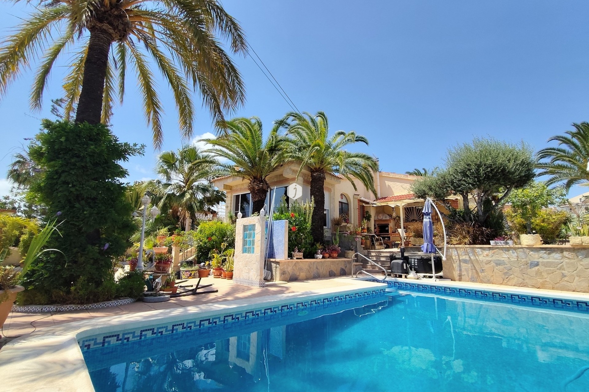 Aus zweiter Hand - Villa -
Ciudad Quesada - Costa Blanca