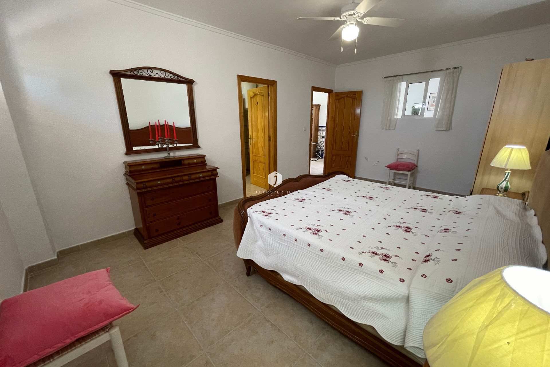 Aus zweiter Hand - Villa -
Daya Nueva - Costa Blanca