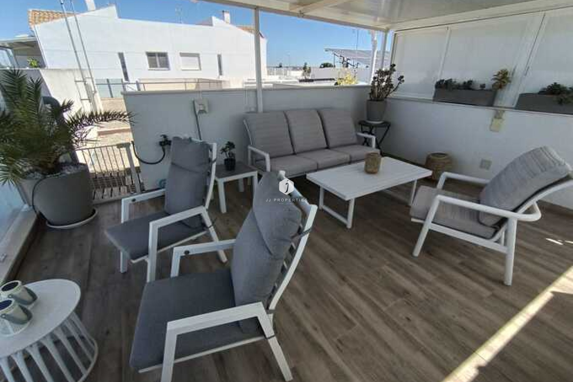 Aus zweiter Hand - Villa -
Daya Nueva - Costa Blanca