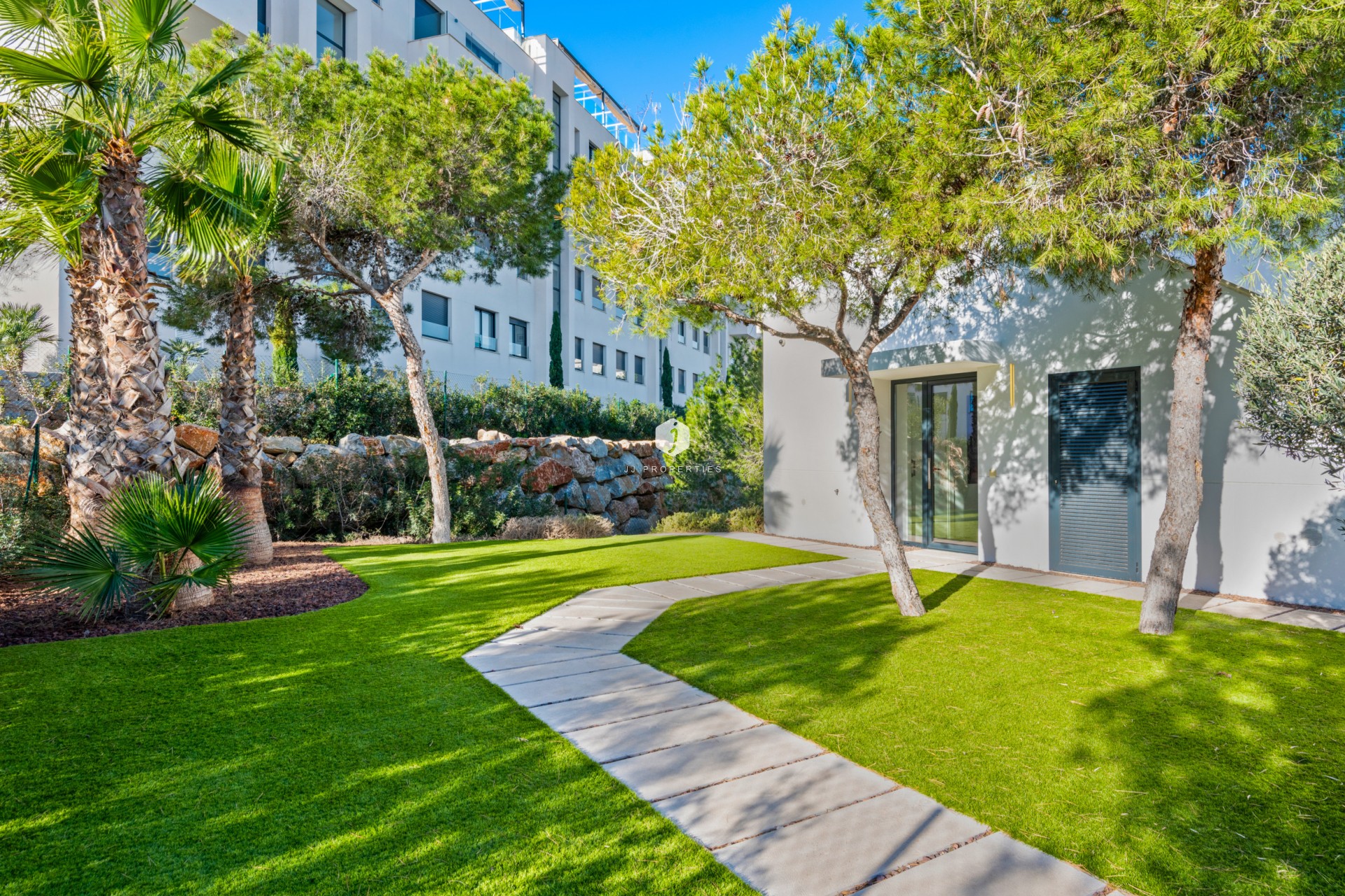 Aus zweiter Hand - Villa -
Dehesa de Campoamor - Costa Blanca