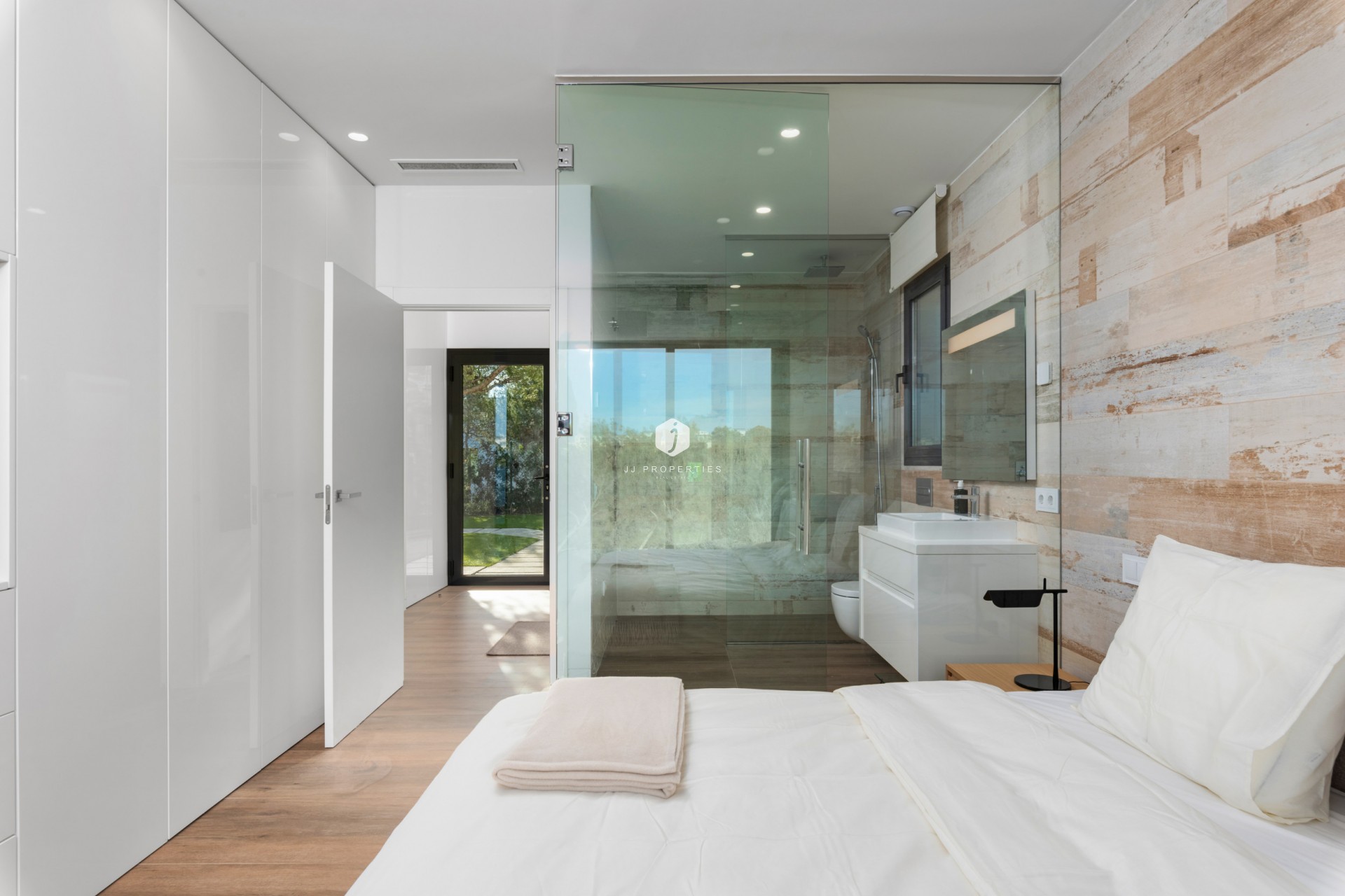 Aus zweiter Hand - Villa -
Dehesa de Campoamor - Costa Blanca