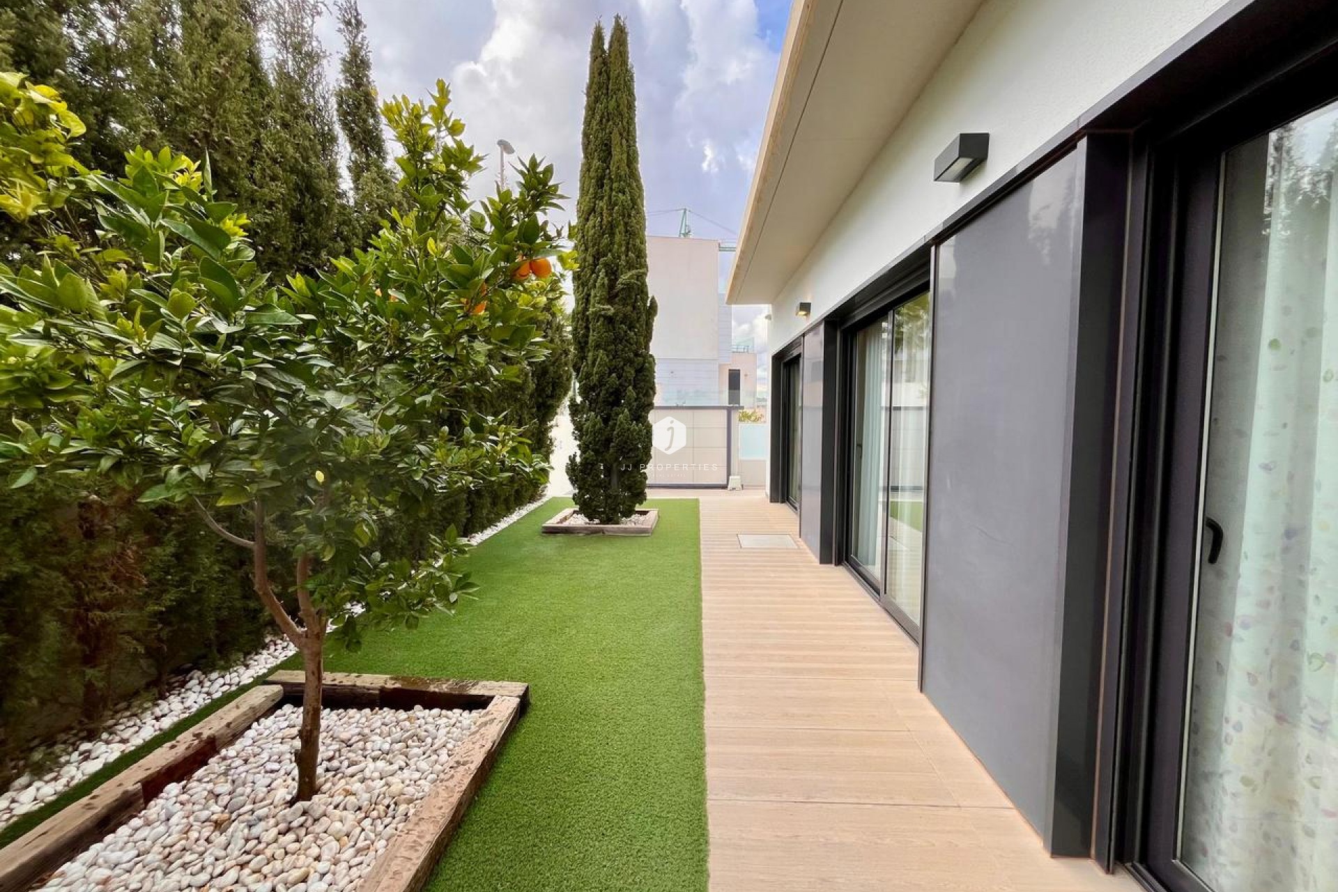 Aus zweiter Hand - Villa -
Dehesa de Campoamor - Costa Blanca