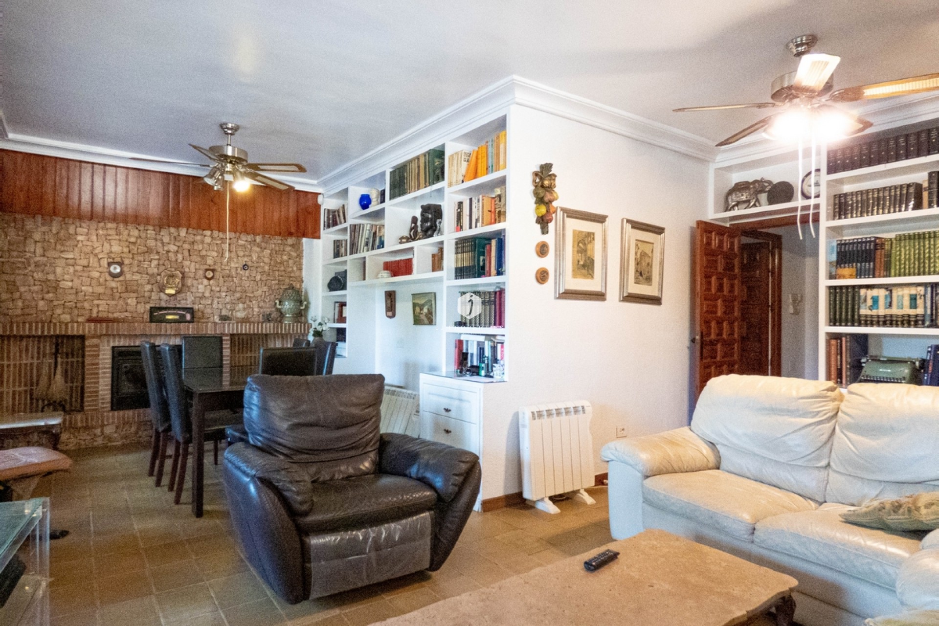 Aus zweiter Hand - Villa -
Dehesa de Campoamor - Costa Blanca