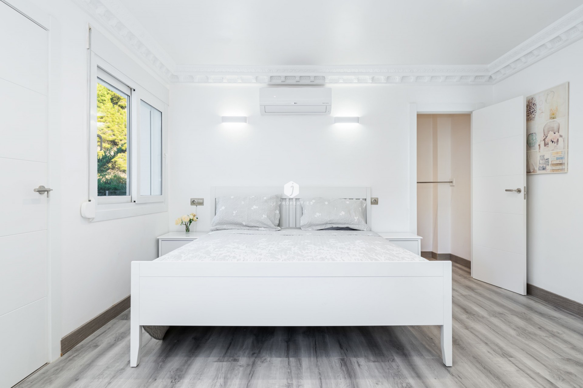 Aus zweiter Hand - Villa -
Dehesa de Campoamor - Costa Blanca