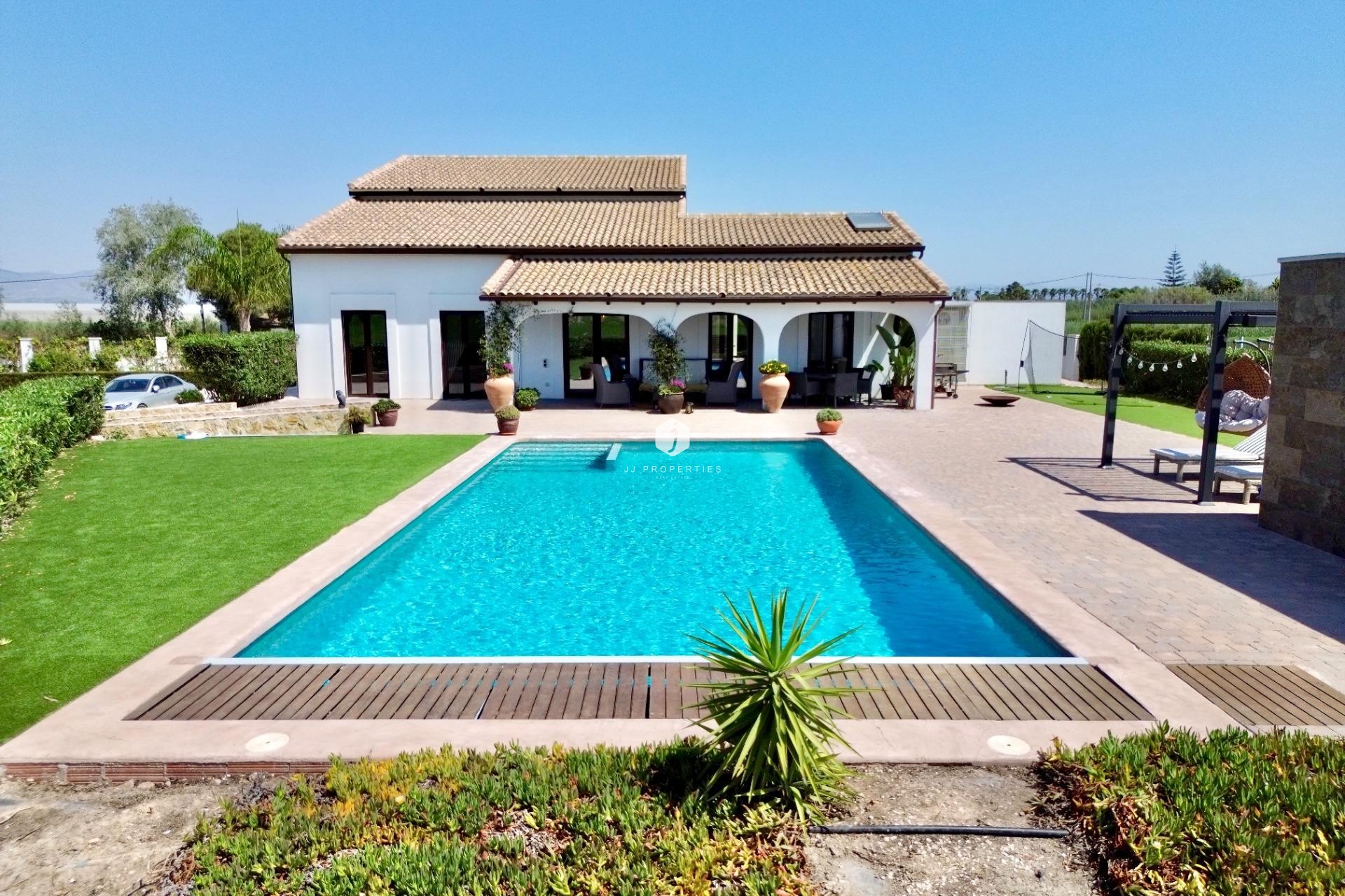 Aus zweiter Hand - Villa -
Dolores - Comunidad Valenciana