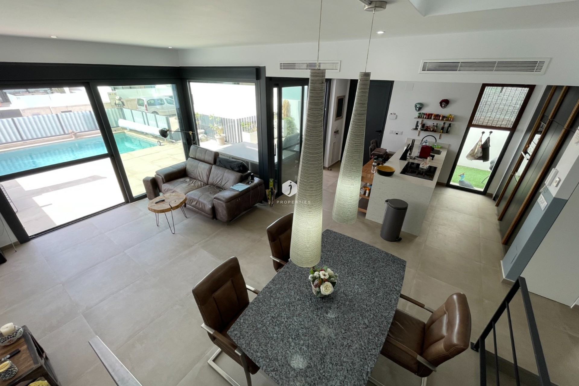 Aus zweiter Hand - Villa -
Dolores - Costa Blanca