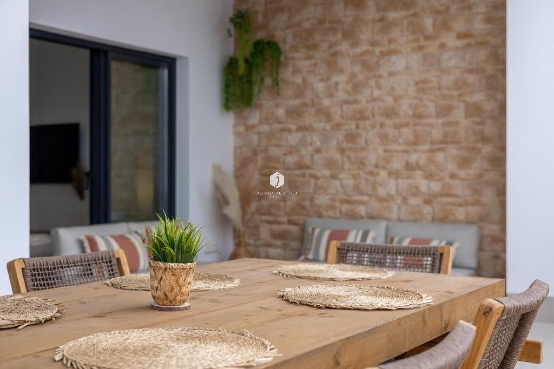 Aus zweiter Hand - Villa -
Dolores - Costa Blanca