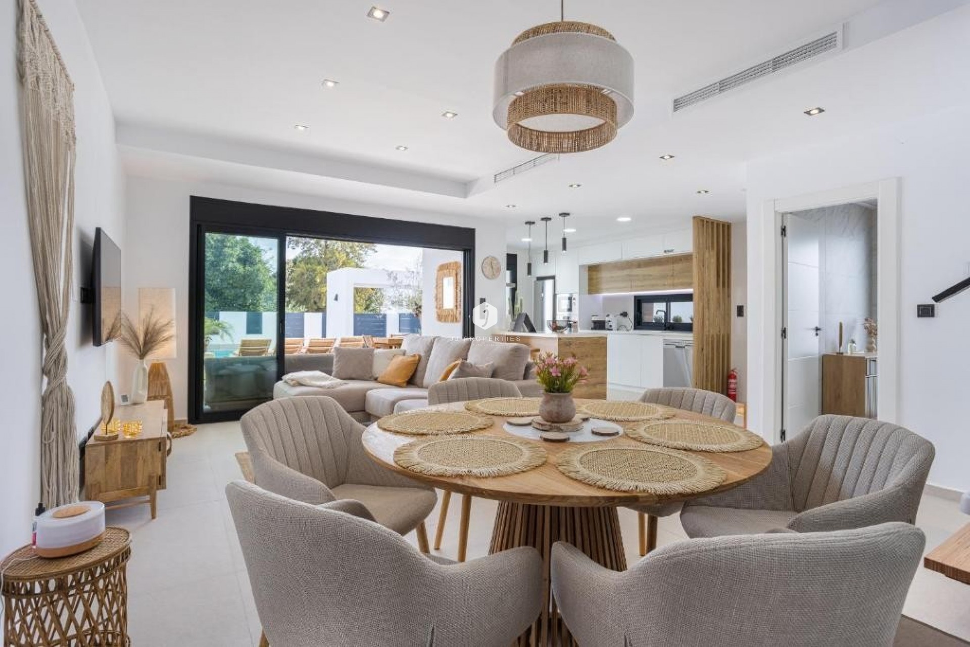 Aus zweiter Hand - Villa -
Dolores - Costa Blanca