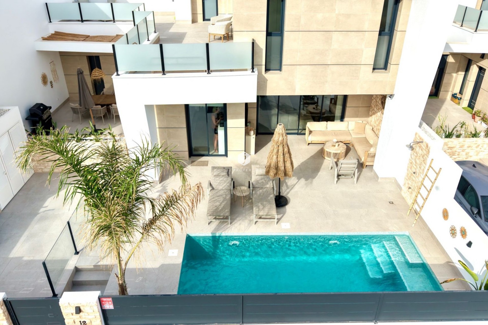 Aus zweiter Hand - Villa -
Dolores - Costa Blanca