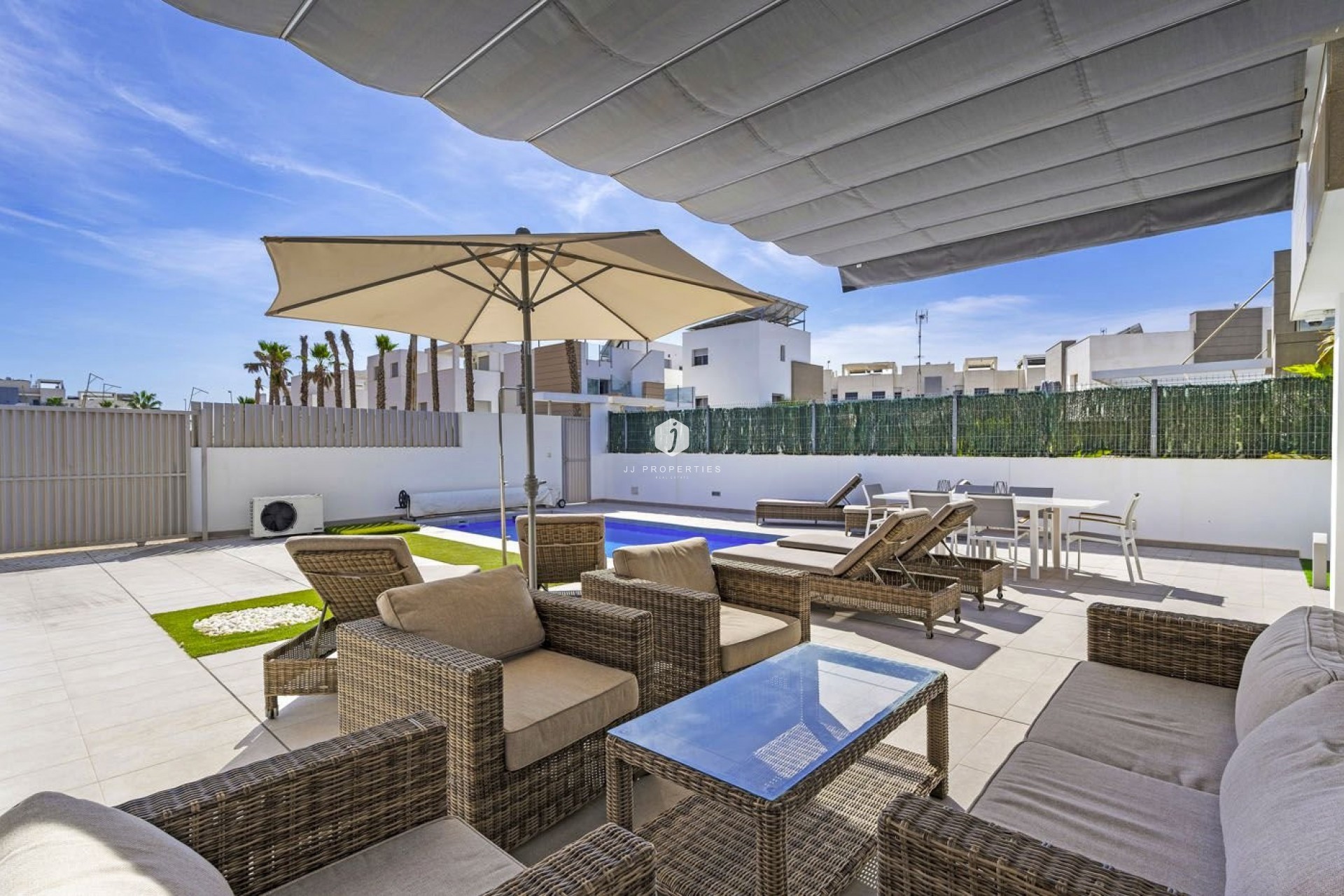 Aus zweiter Hand - Villa -
Guardamar del Segura - Costa Blanca