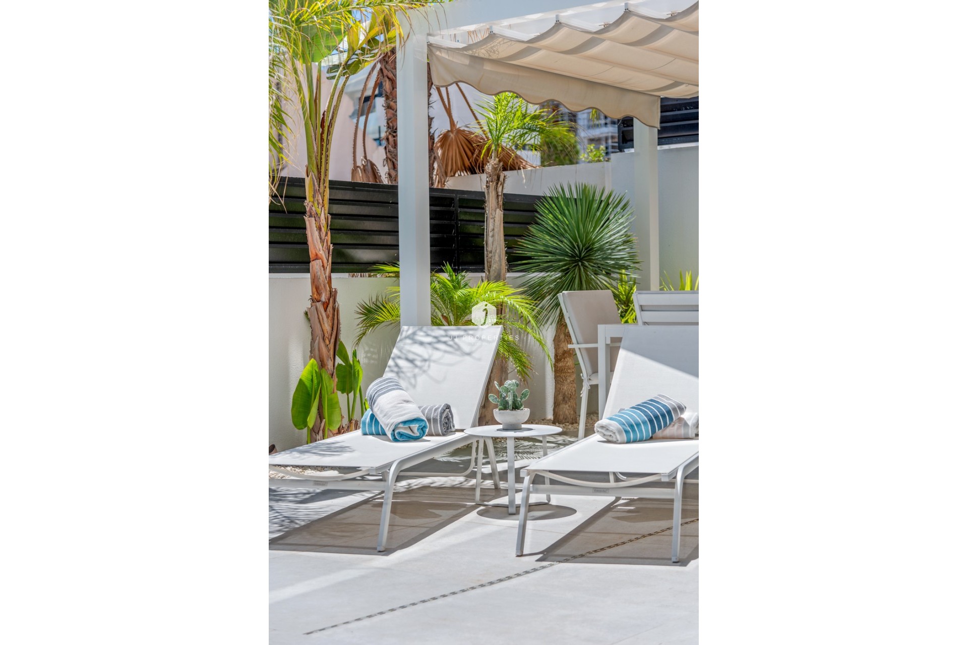 Aus zweiter Hand - Villa -
Guardamar del Segura - Costa Blanca