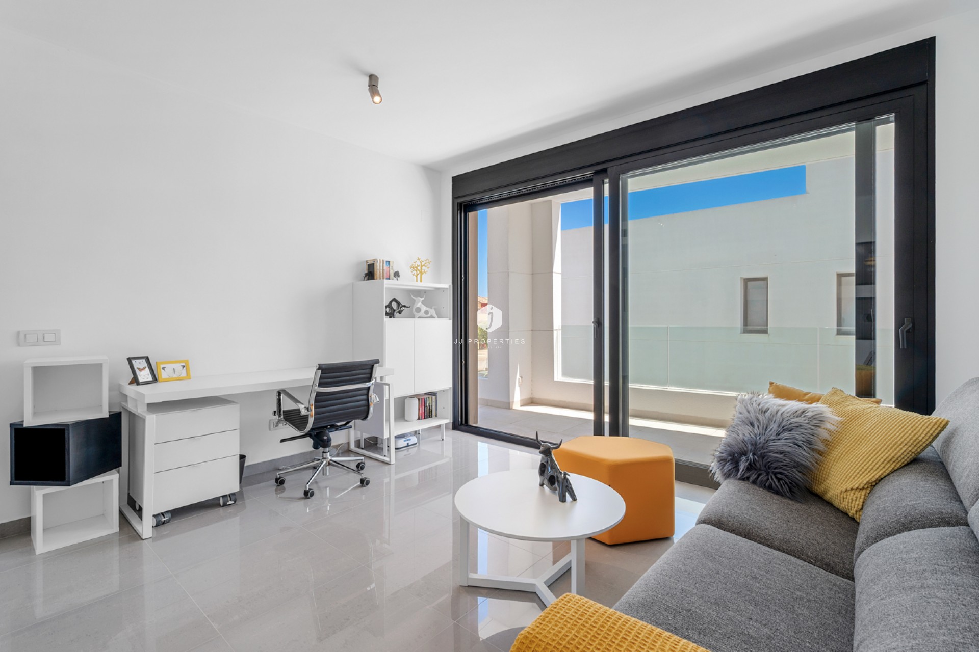 Aus zweiter Hand - Villa -
Guardamar del Segura - Costa Blanca